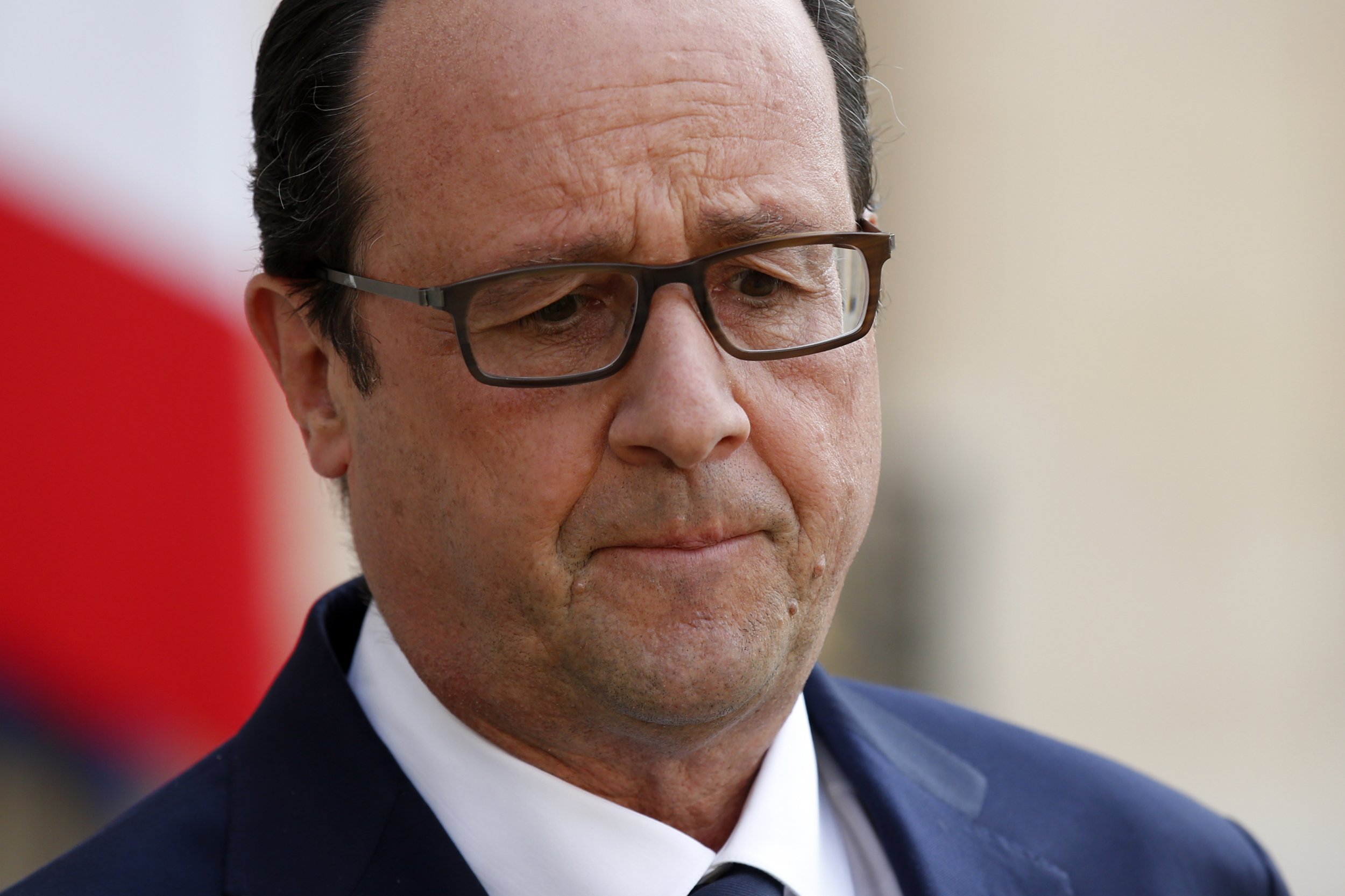 Hollande after Air Algerie crash Hollande after Air Algerie crash