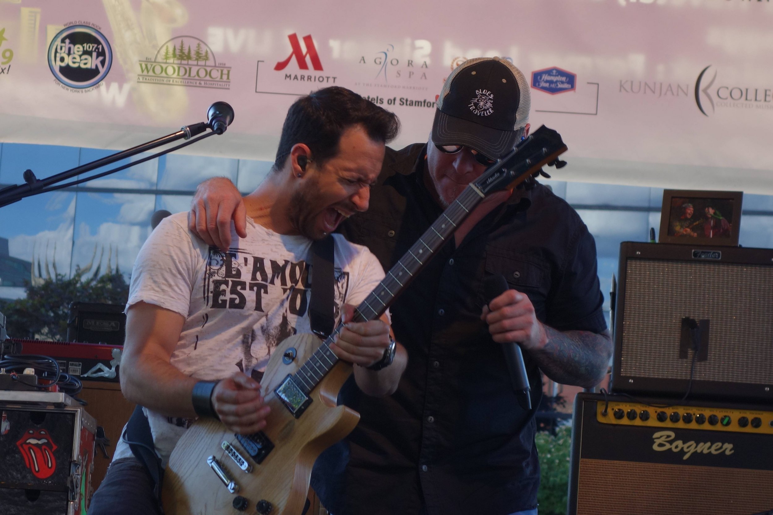 Smash Mouth guitar Sean Hurwitz and singer Steve Harwell.