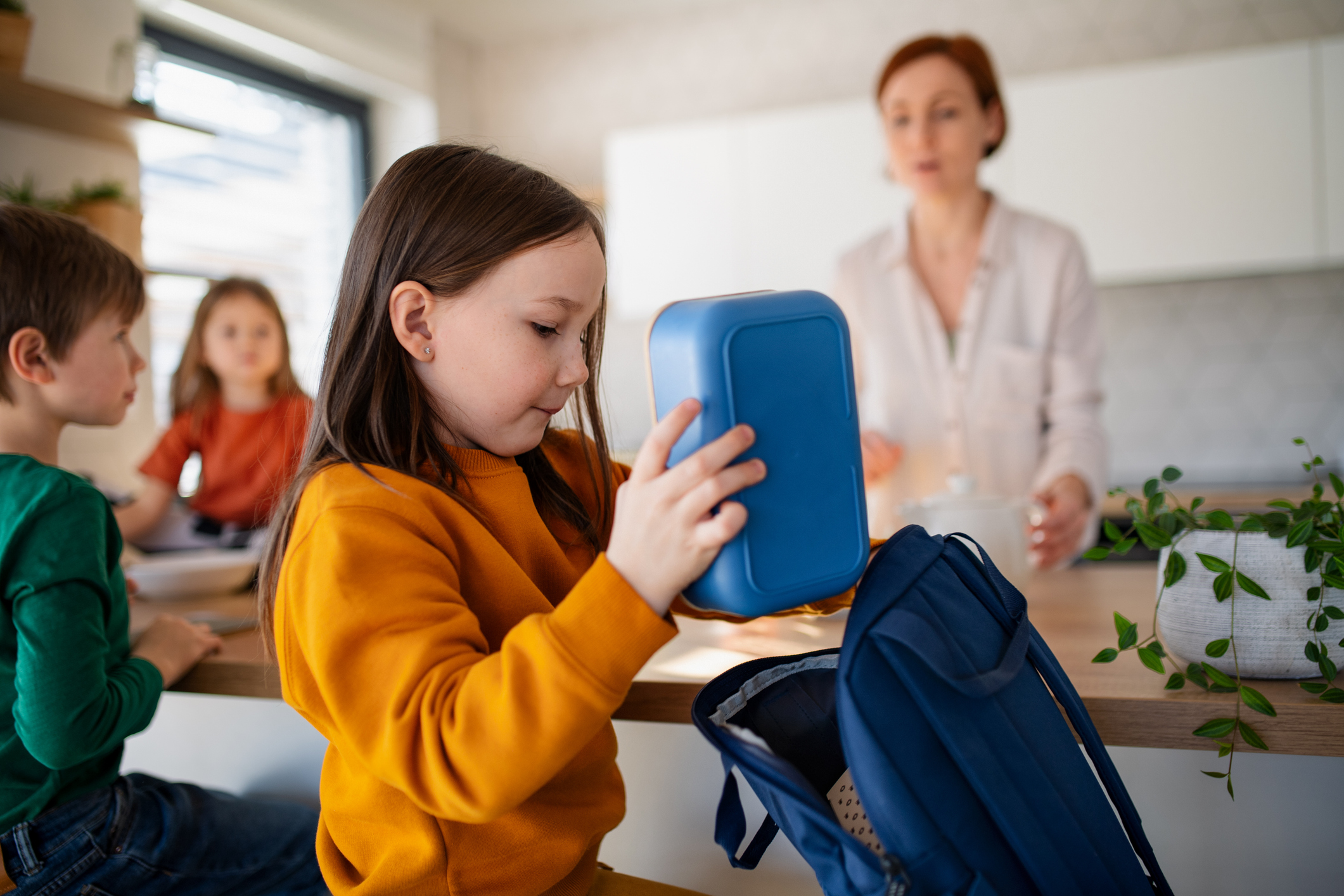 Hysterics As Mom Unveils Lunch Packed by 6-Year-Old: Happy Eating