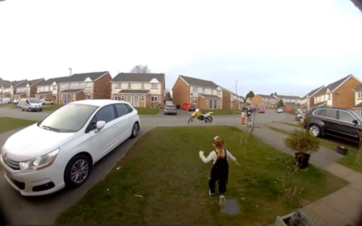 Woman Catches What Neighbor's Kid Does on Doorbell Cam, Sends Mom a Text
