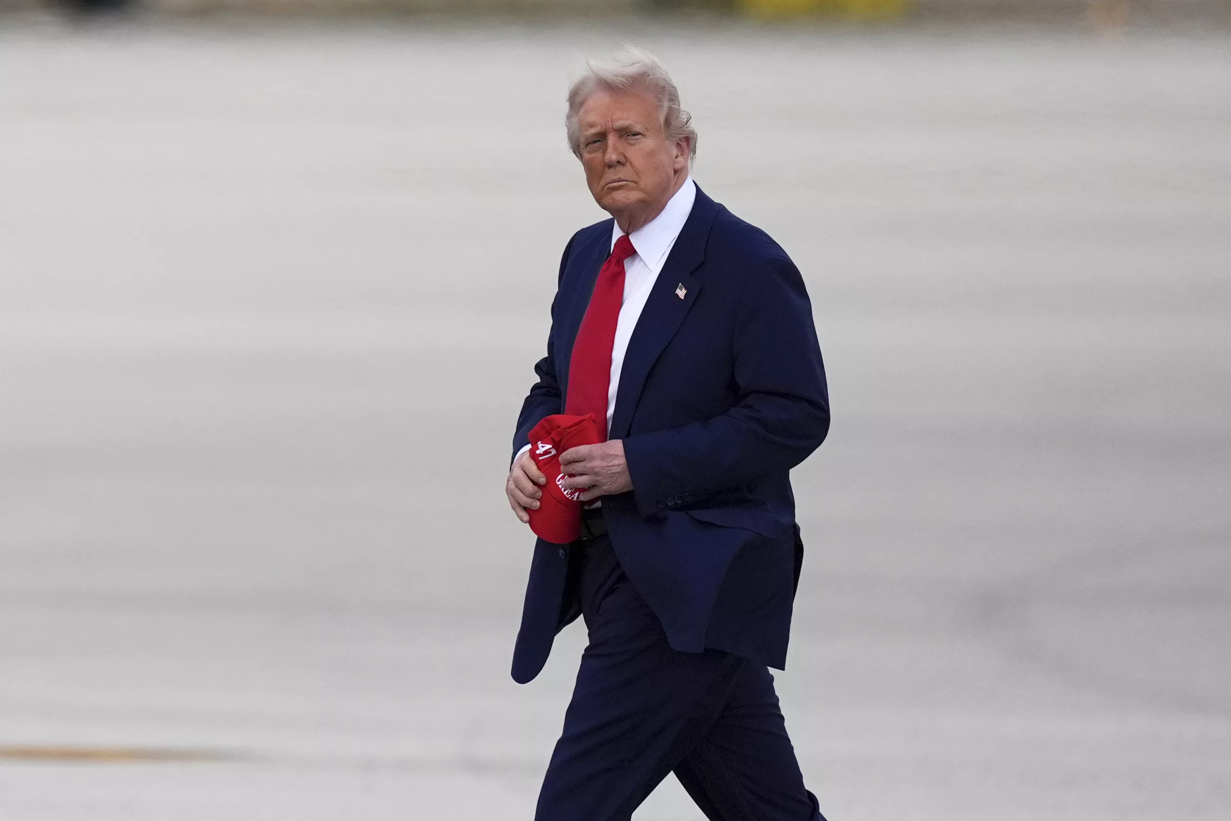 Ill make it. Try new things. Yes we can плакат. Never try. We can make it if we try.