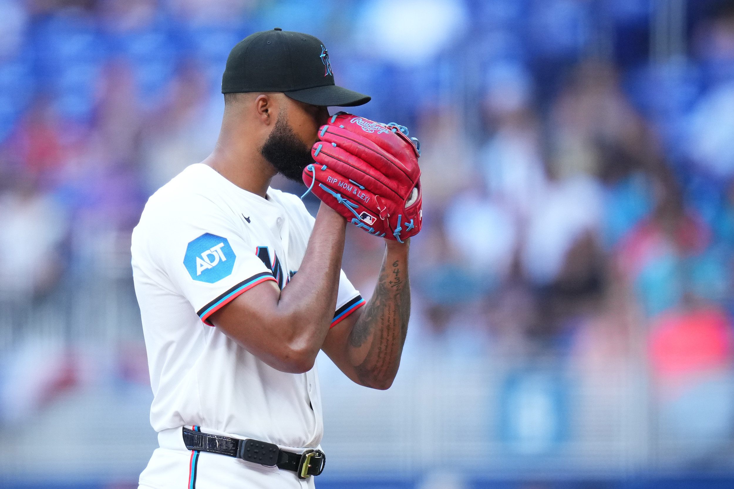 Mets Would Part With 4 Prospects for Game-Changing Ace In Blockbuster Trade Outline