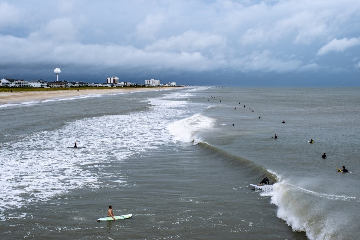 People told not to go into ocean