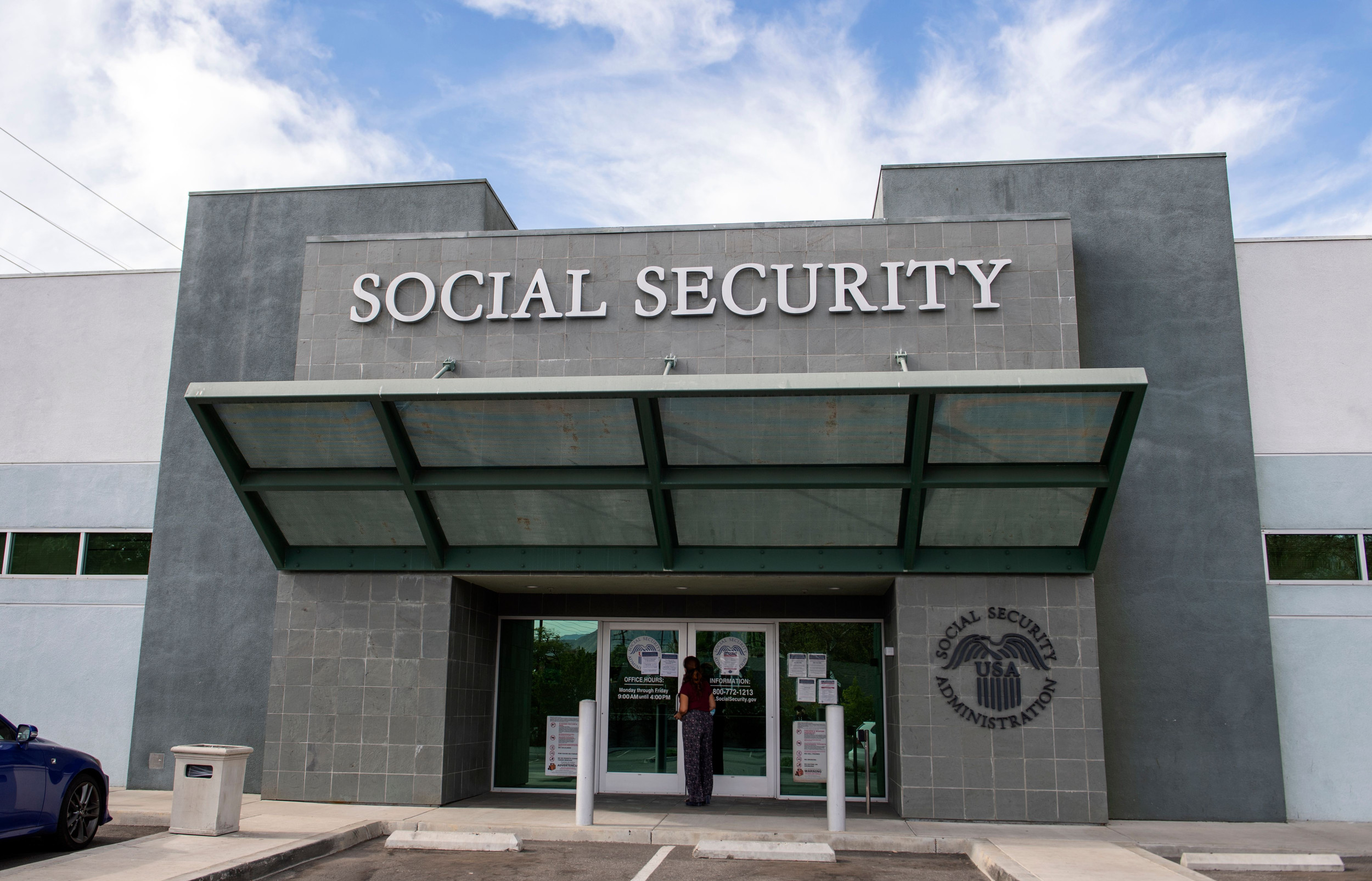 Seniors Flood AARP Hotline With Concerns About Social Security