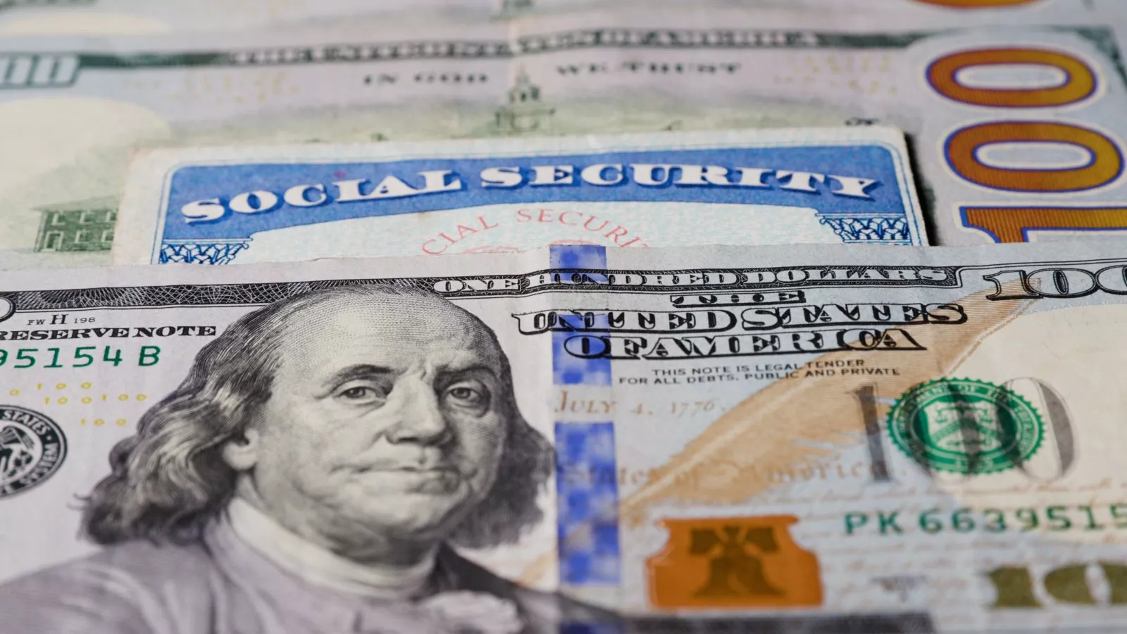 May's Surprise: Recipients Will Receive Two Social Security Benefits (Up to $1,450 for Some)