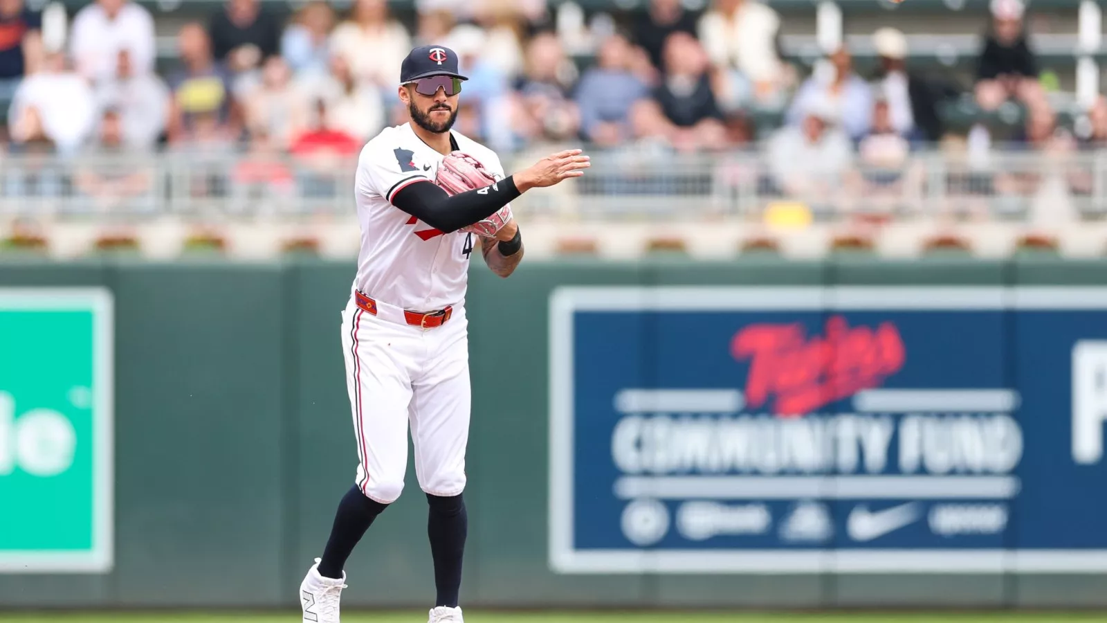 Yankees Could Be Ideal Landing Spot For $200 Million Infielder In Trade