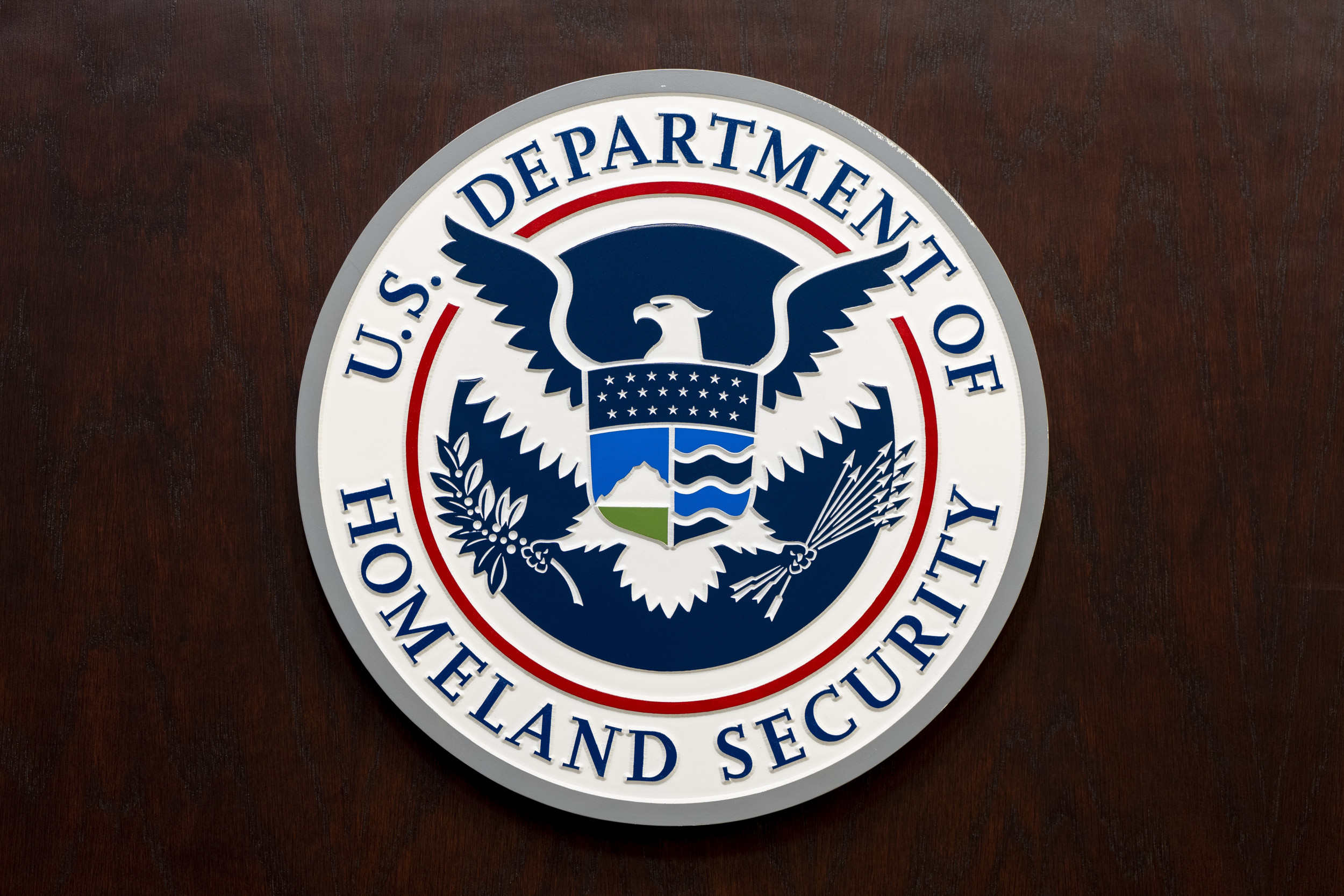 Father of two who came to US over 20 years ago detained by ICE