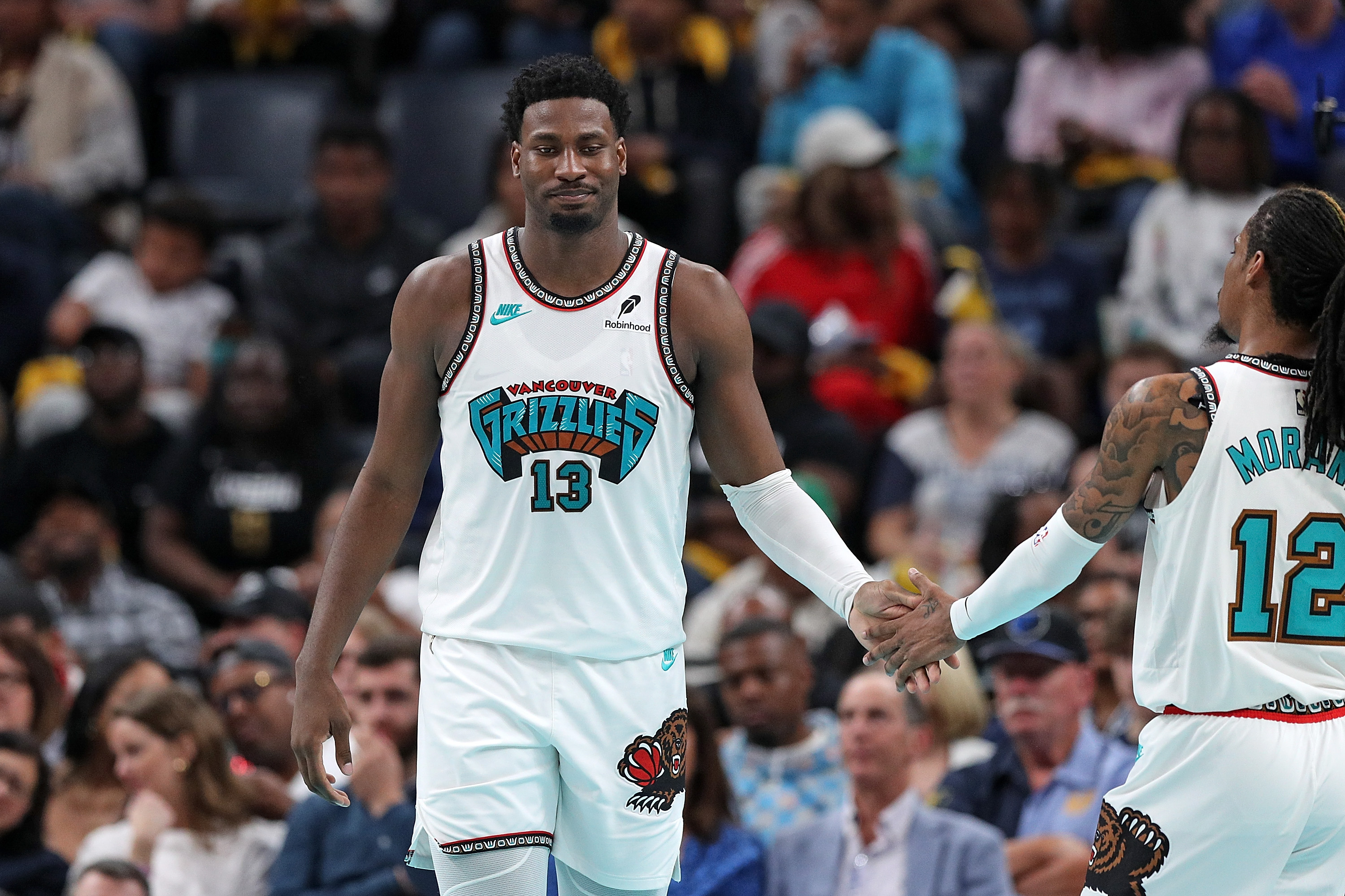 DraftKings Promo Code: Get $200 NBA Playoffs Bonus on Any Game Sunday