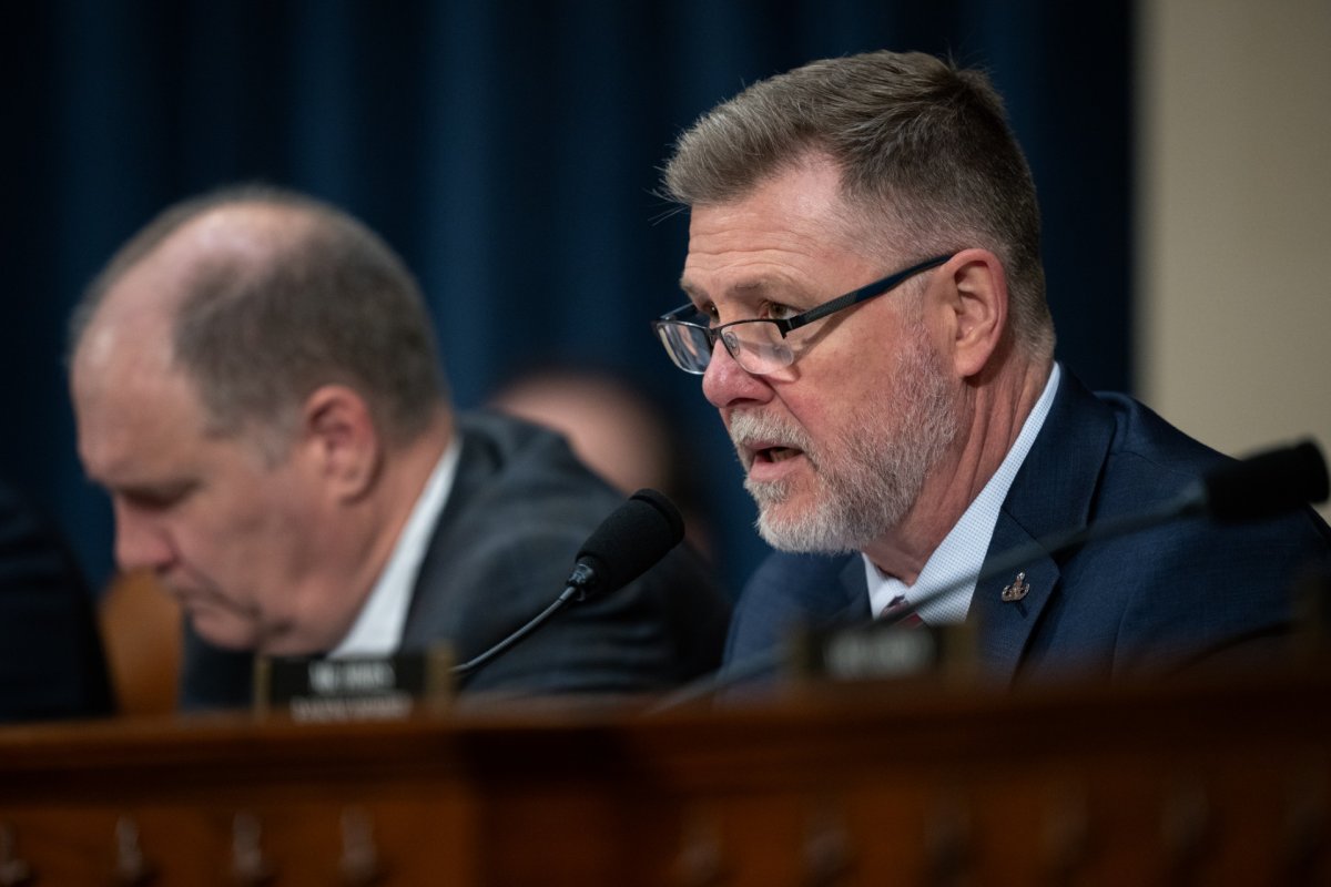Rep. Crawford chairs a full Committee hearing