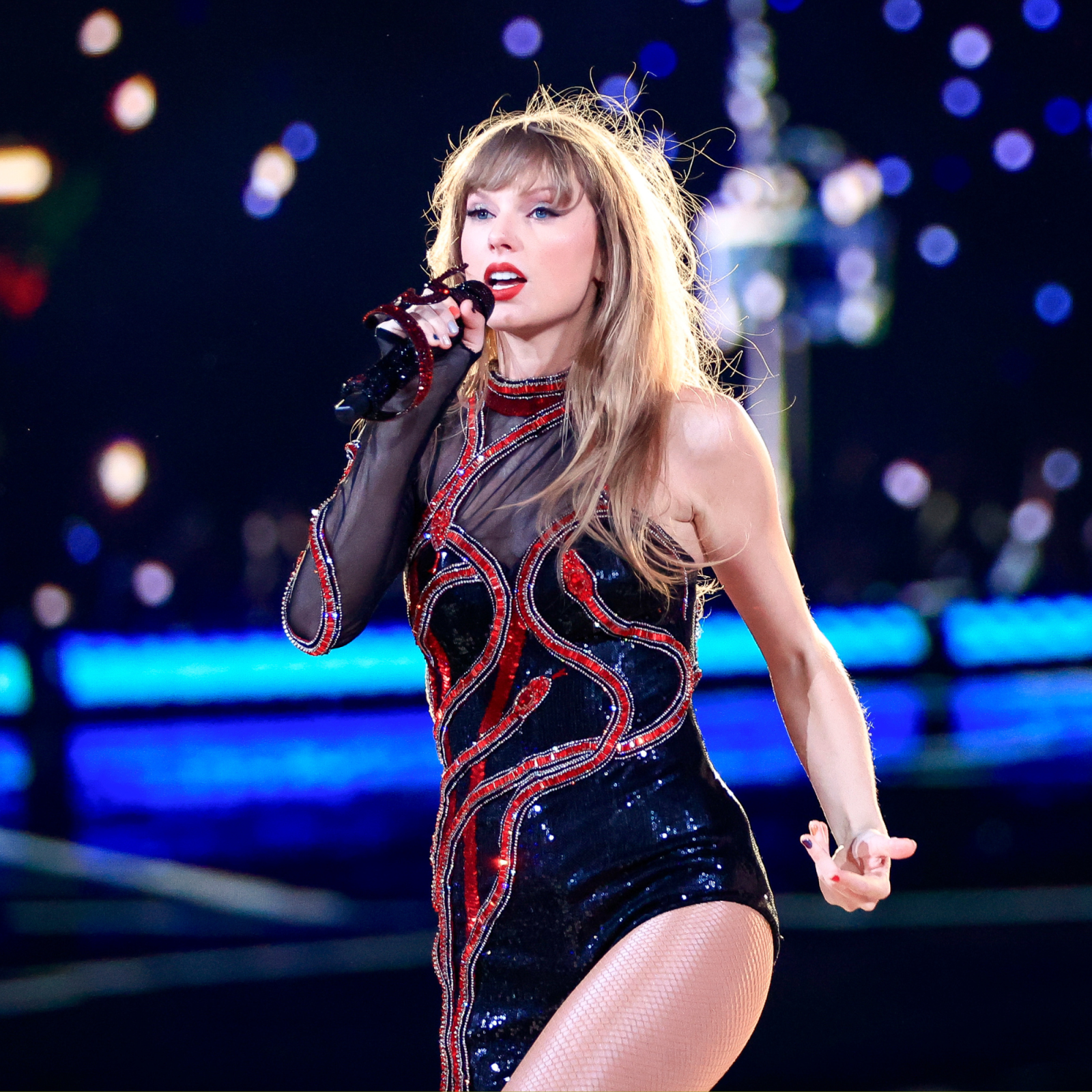 Taylor Swift Appears to Break Social Media Silence With Subtle Gesture - Newsweek