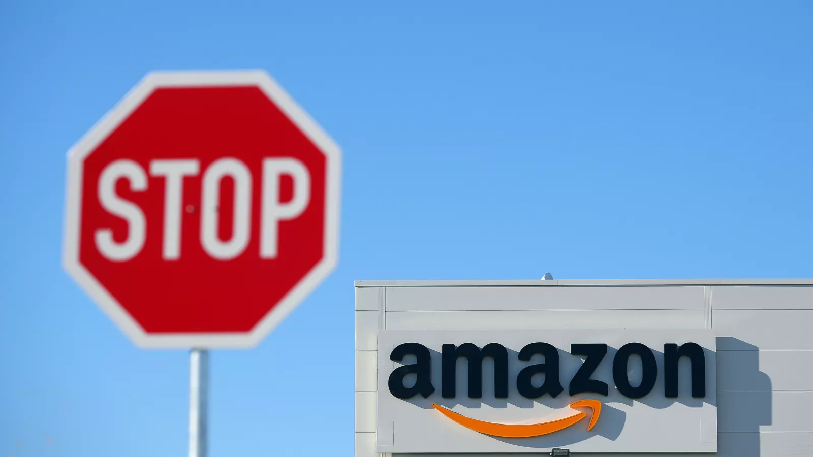 https://d.newsweek.com/en/full/2637614/amazon-boycot.webp?w=1600&h=900&q=88&f=f2e846fc30bc4051e9c97dbc7fcd706f