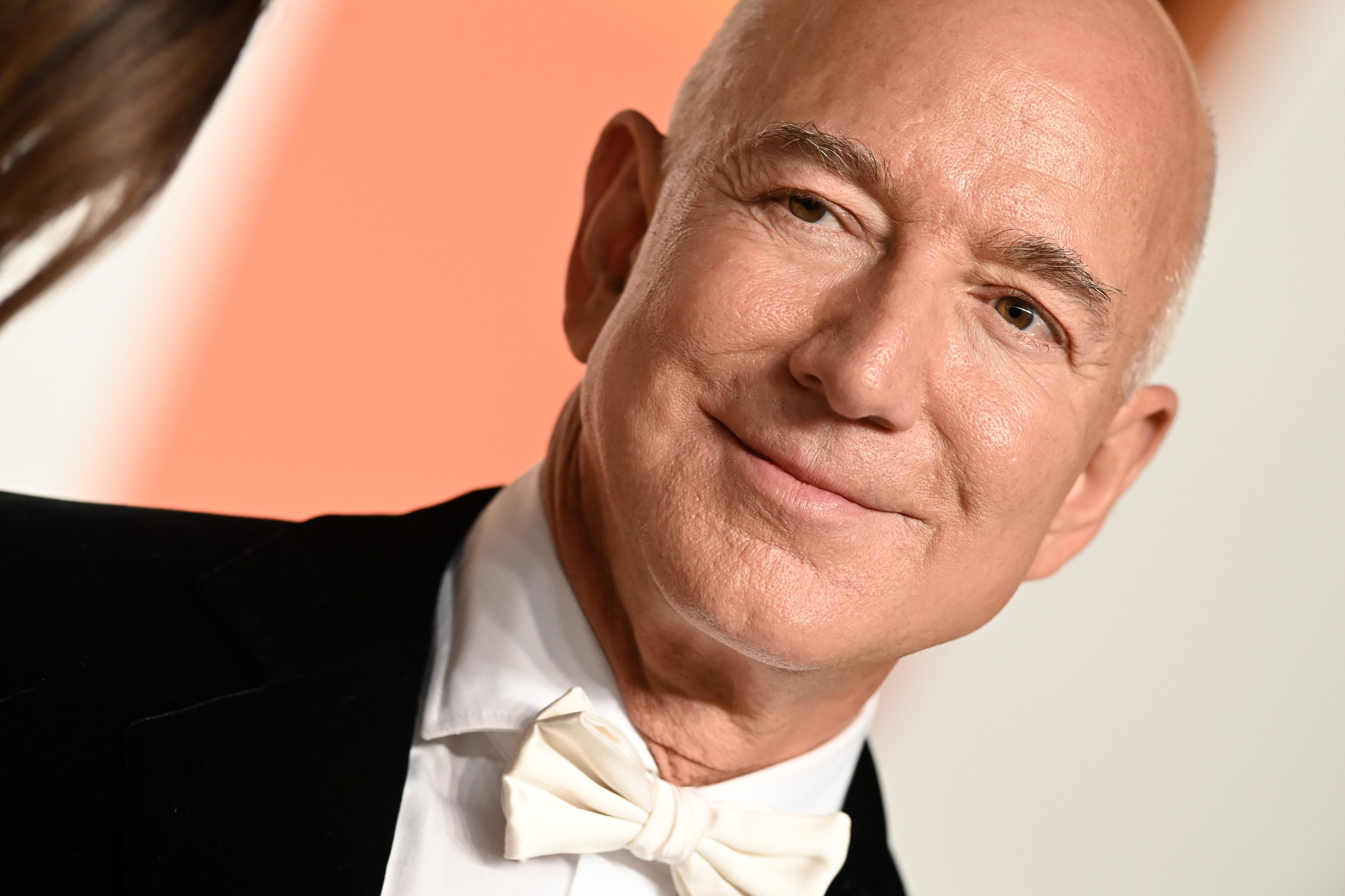 Bezos to Sell $4.75B in Amazon Shares by 2026