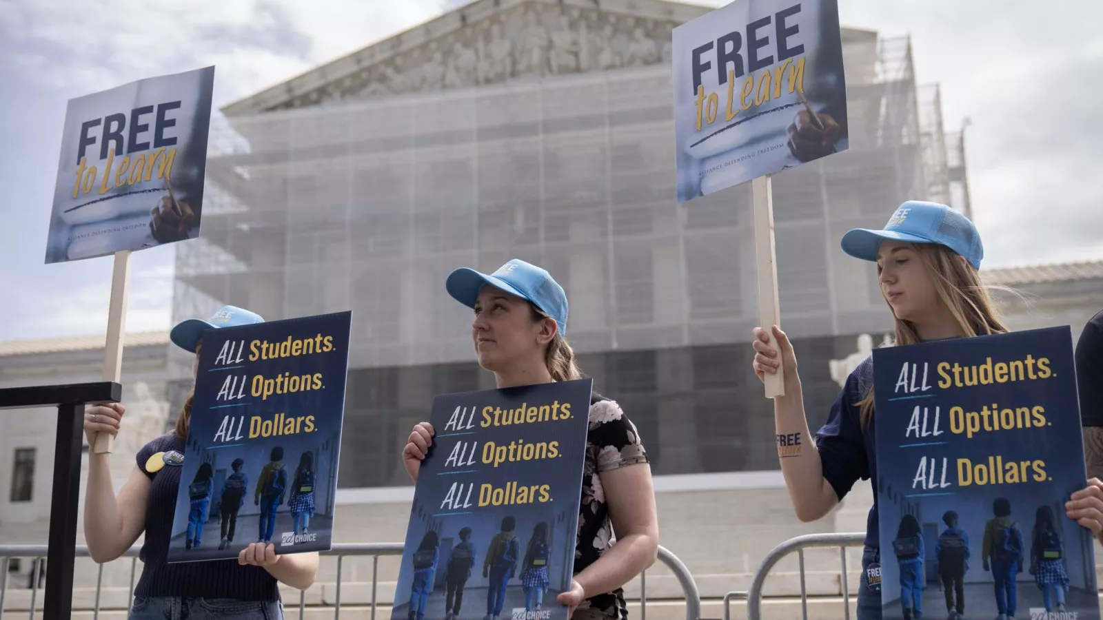 https://d.newsweek.com/en/full/2637984/charter-school-supreme-court.webp?w=1600&h=900&q=88&f=7be7e303c4bc3e0dadb8eea6930c3080