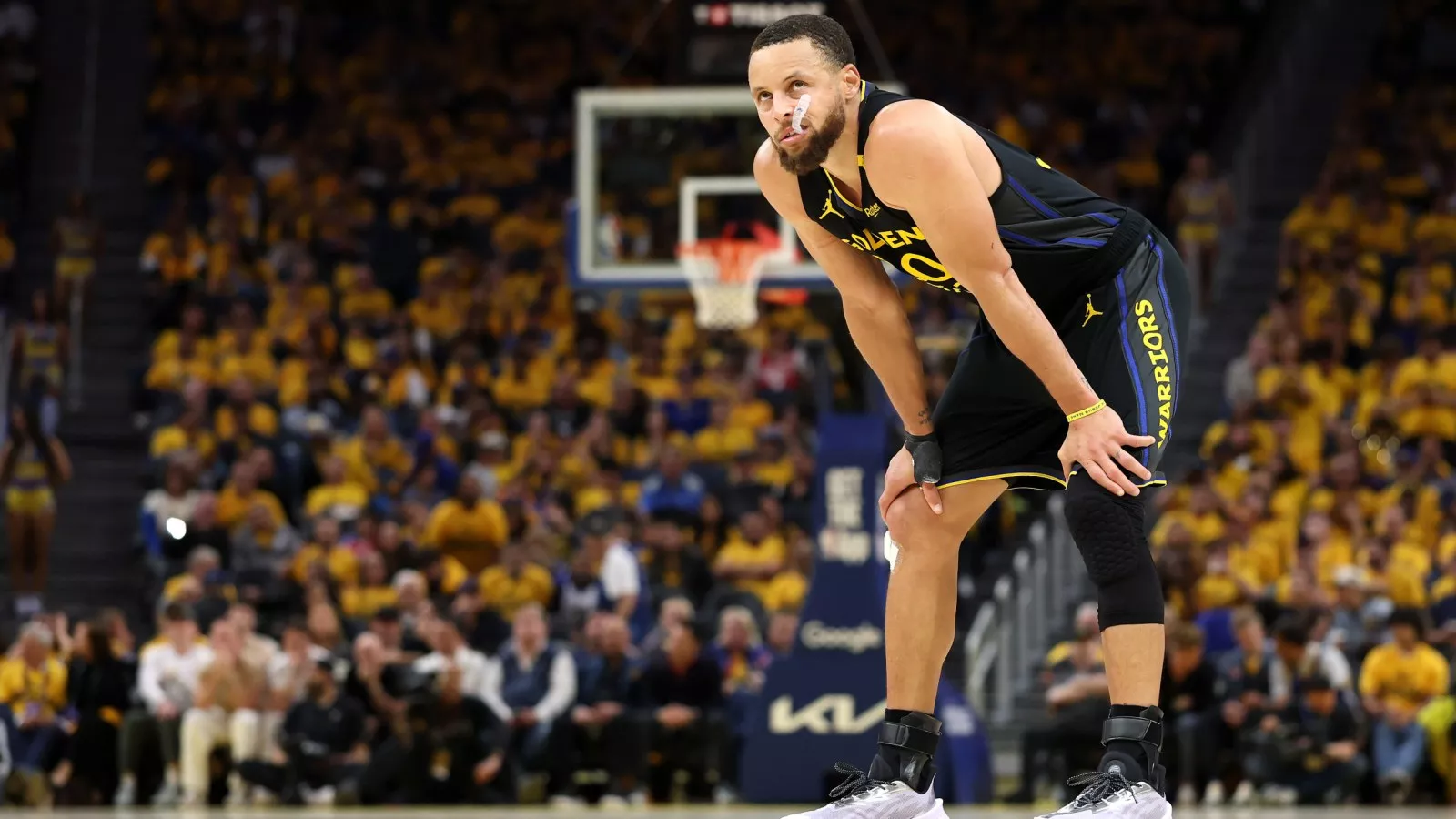 Best Warriors vs. Rockets Game 7 player props, ATS bets: GSW seeks upset