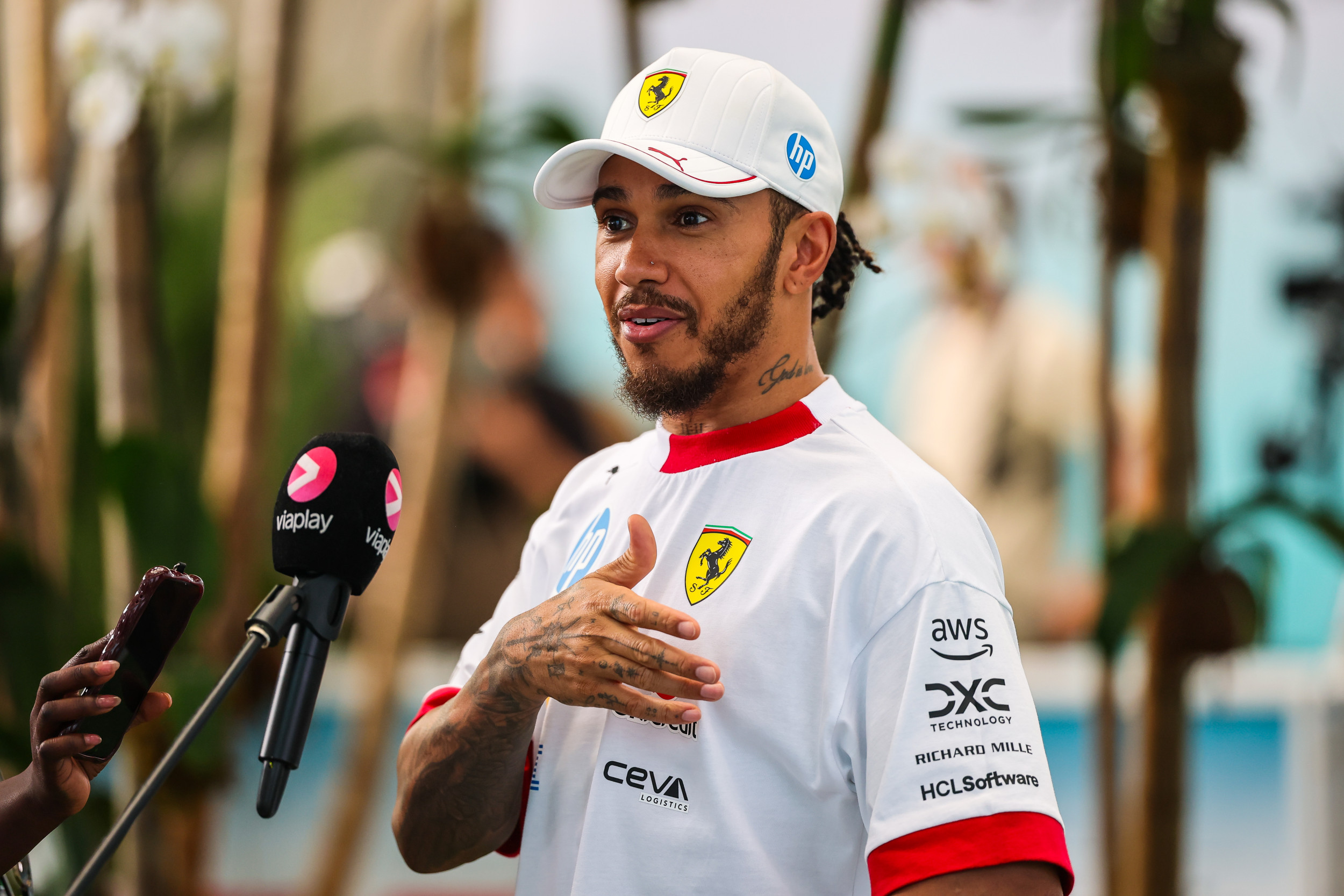 Lewis Hamilton Furious with Ferrari as Arguments Blaze at F1 Miami Grand Prix