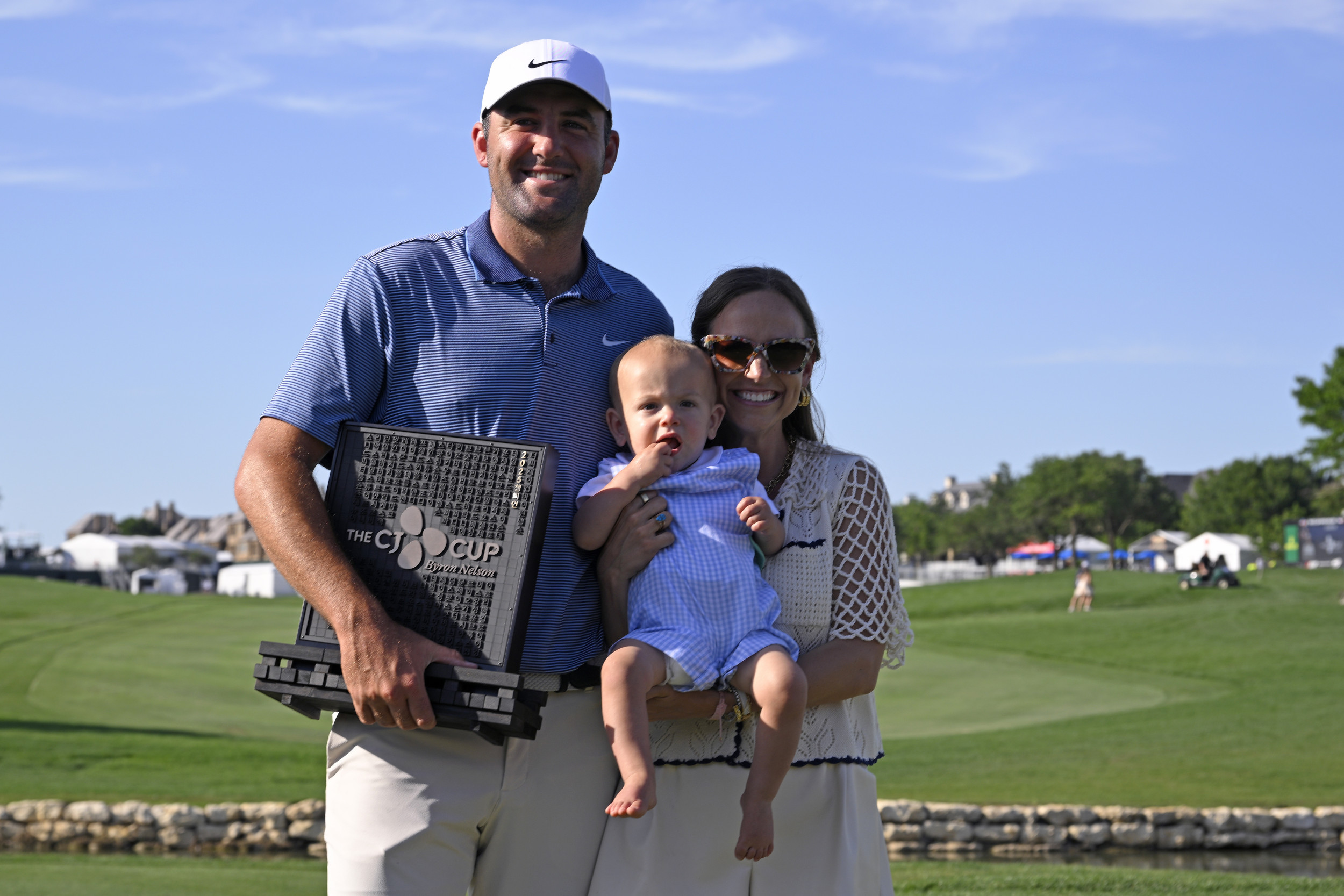 Scottie Scheffler Wins CJ Cup, Surpasses Jordan Spieth