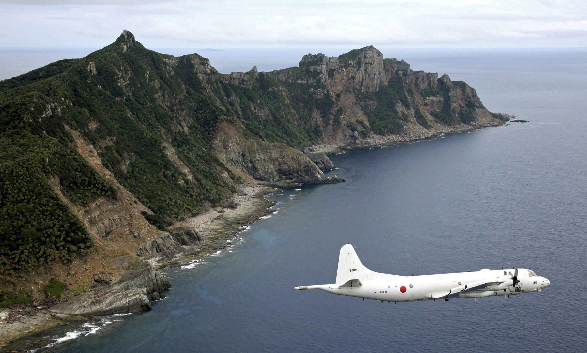 China Accused of Airspace Violation Against US Ally