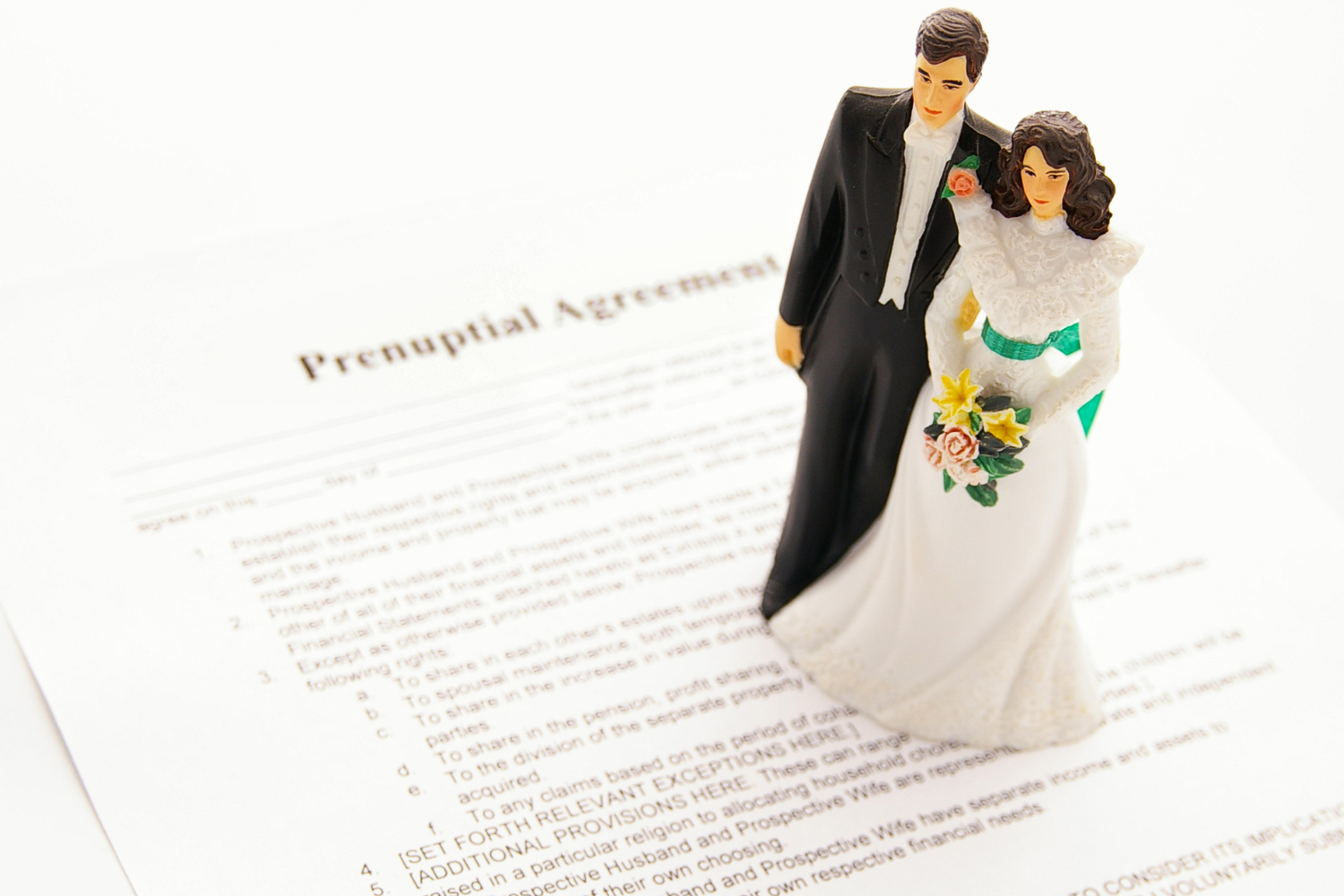 Man Backed for Calling Off Wedding Weeks Away After Fiancee Drops Bombshell