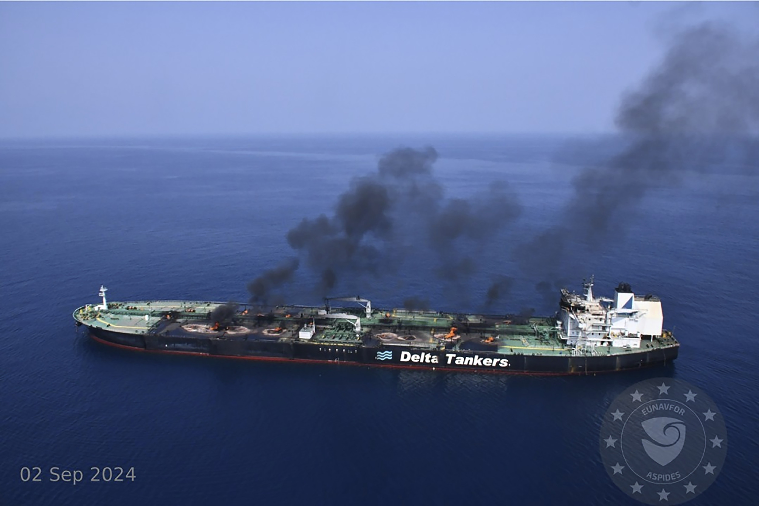 Pressure Grows as Houthis Withstand US Campaign