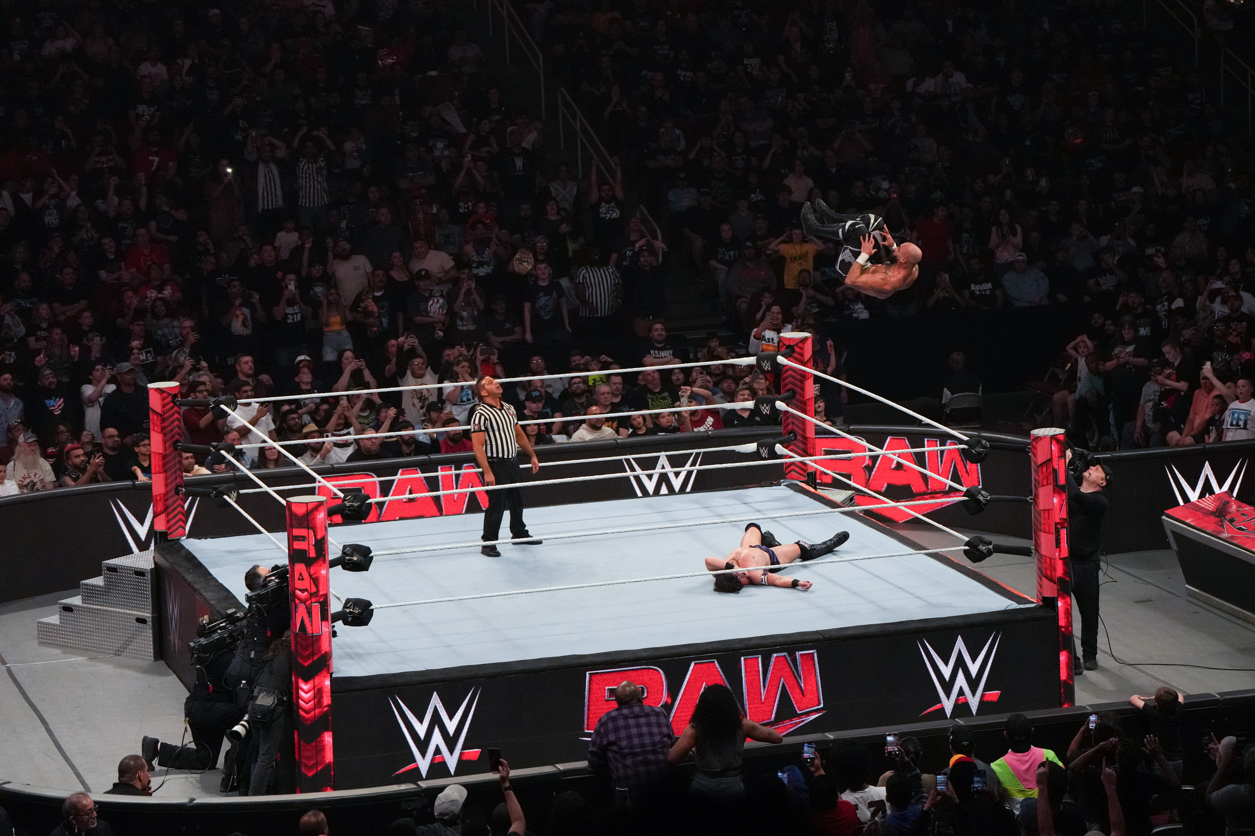 Former WWE Stars Braun Strowman, Shayna Baszler Expected to Return Soon