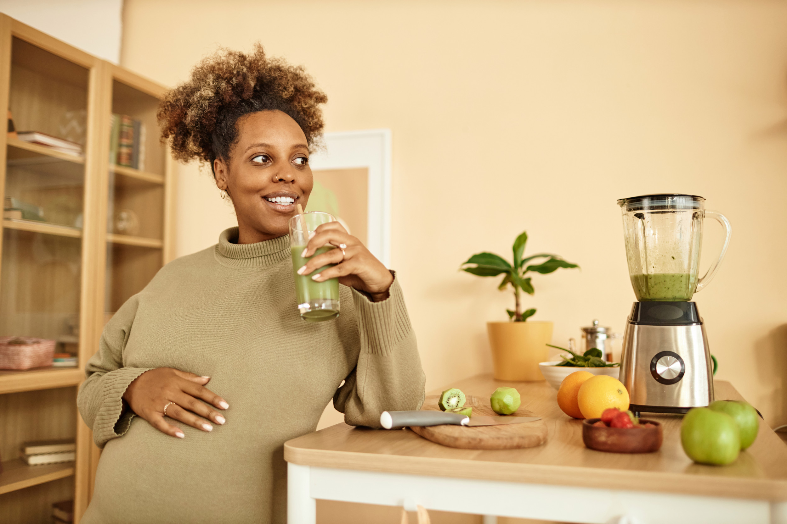 newsweek.com - Daniella Gray - Eat this fruit during pregnancy to lower baby's food allergy risk