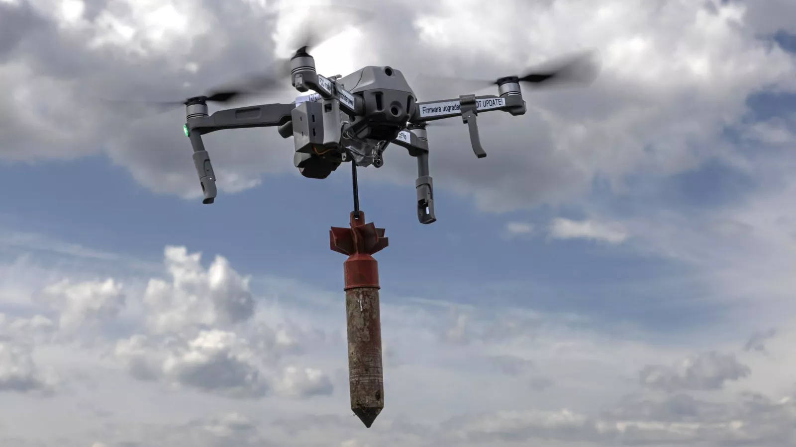 https://d.newsweek.com/en/full/2640953/ukraine-drone-generic.webp?w=1600&h=900&q=88&f=60900151be51f2bd3fdb8f0452ea21c0