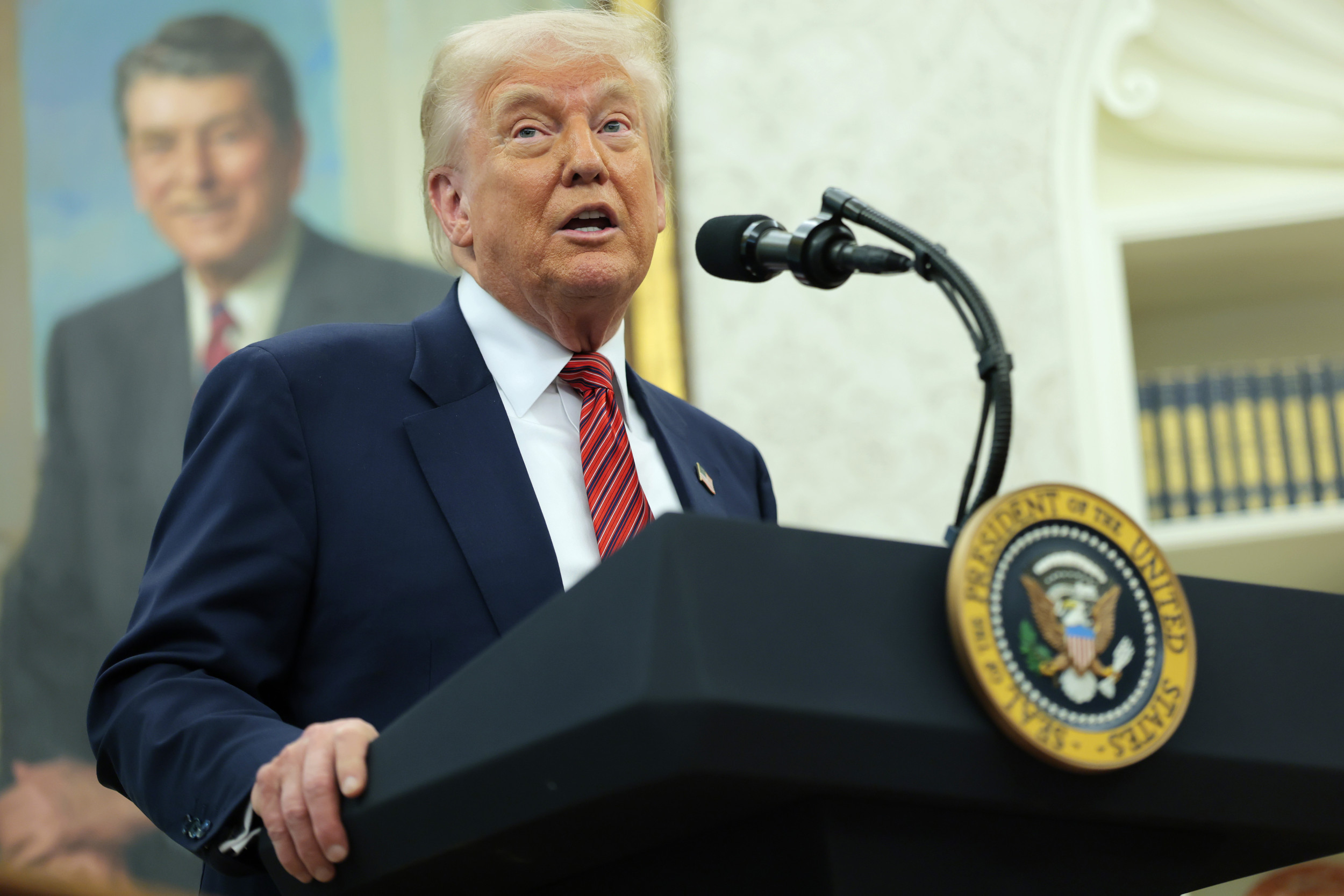 Trump Touts 80% Tariff on China: Seems Right!