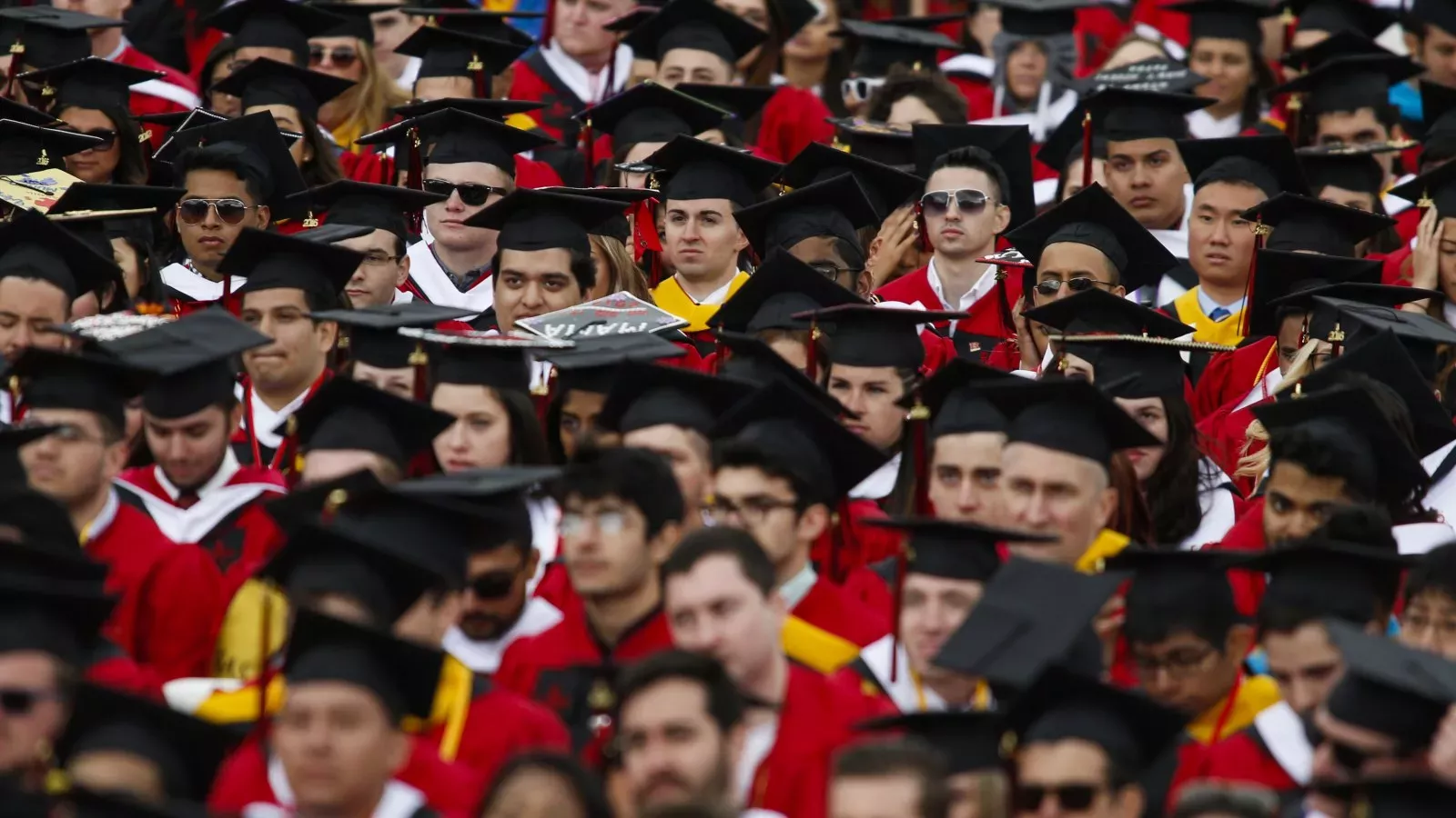 https://d.newsweek.com/en/full/2642227/student-loan-update-republican-bill.webp?w=1600&h=900&q=88&f=ba31625c8254ab2ea1ab0091200f1d60