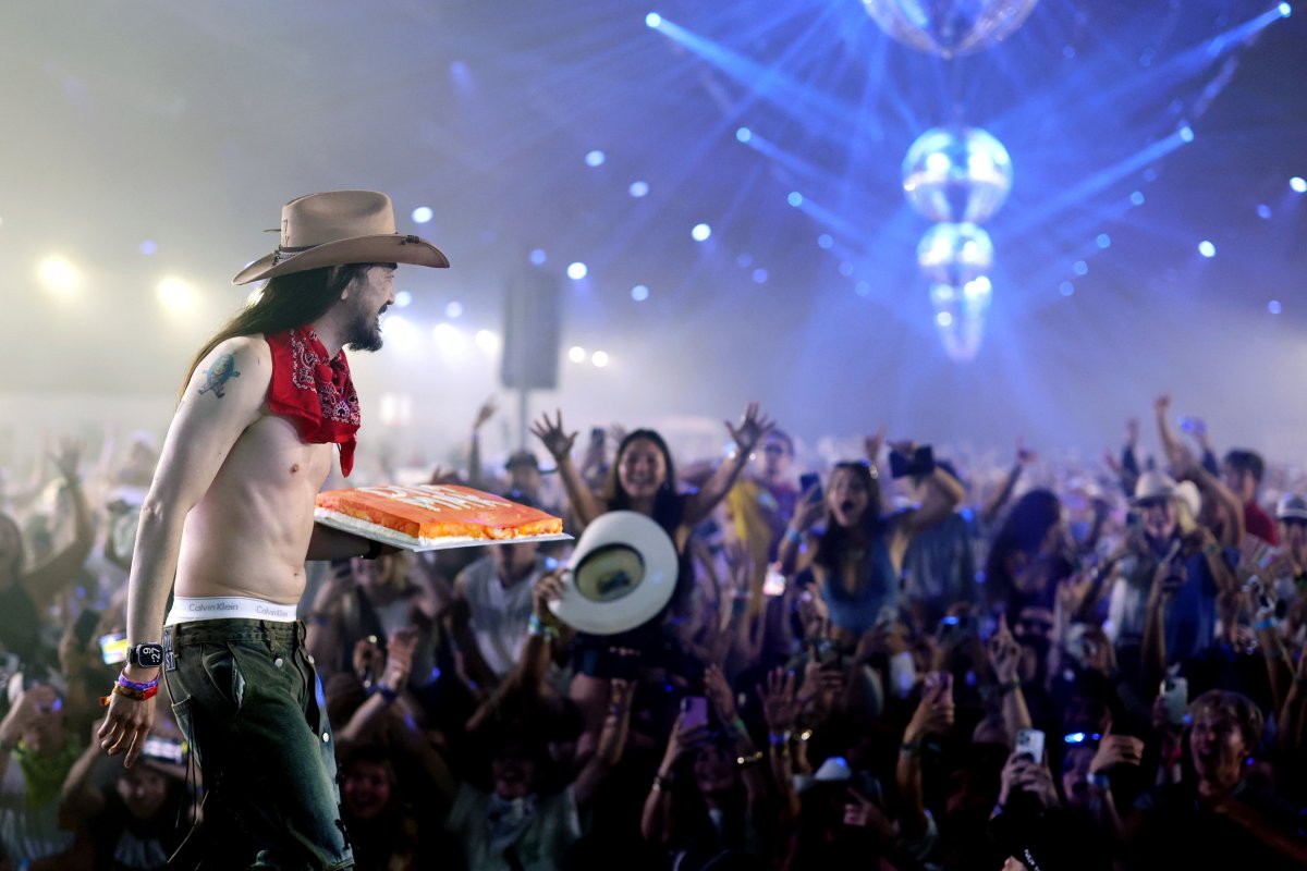Steve Aoki Cake