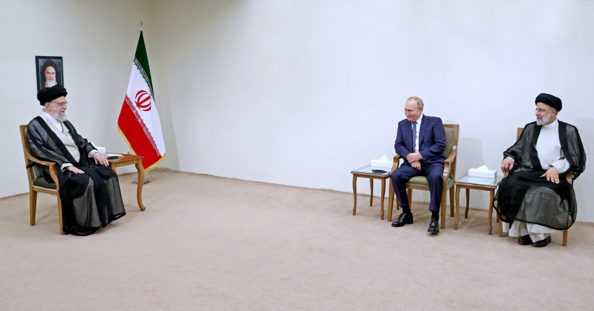 پوتین با خامنه ای ملاقات می کند