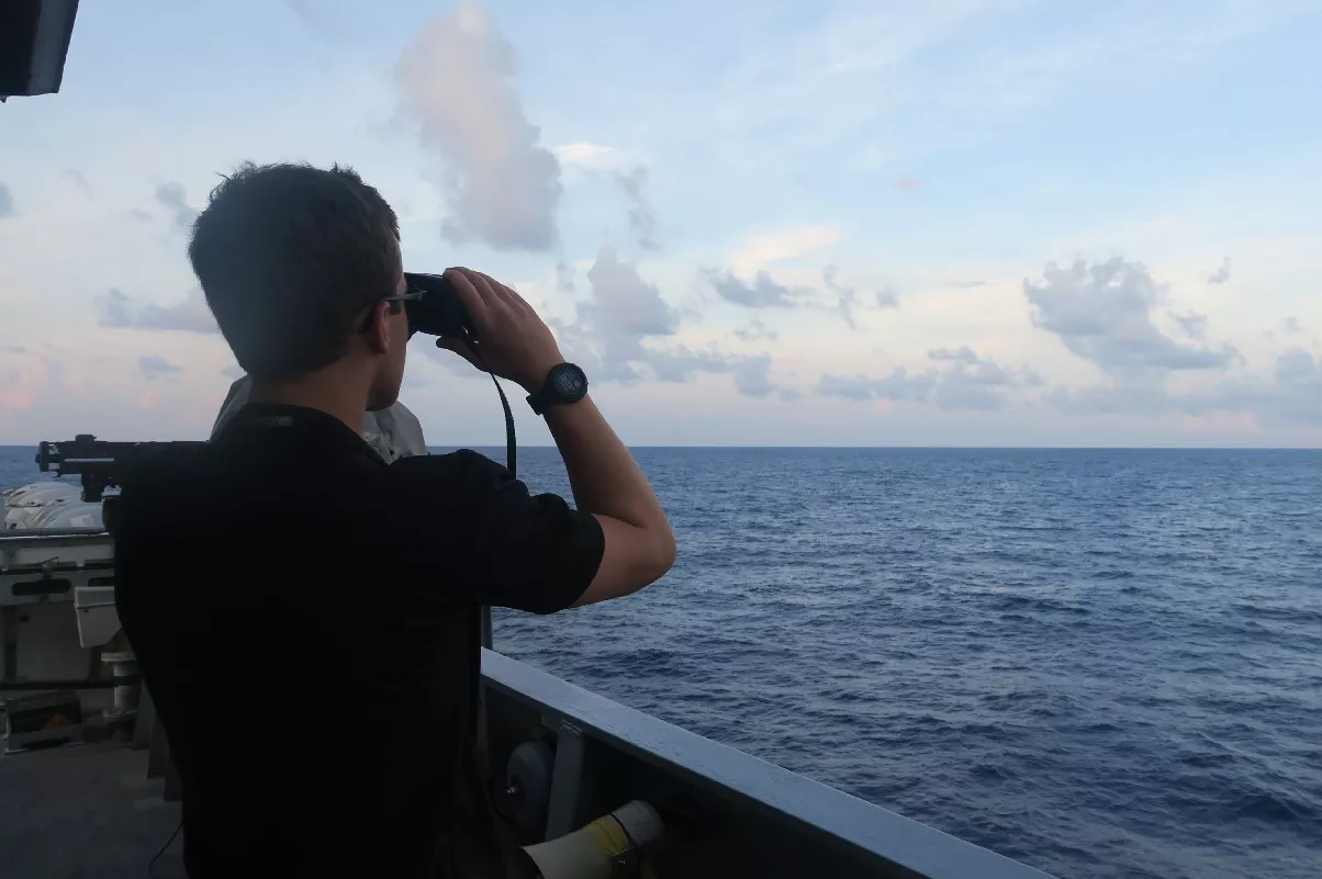 https://d.newsweek.com/en/full/2646982/hms-spey-operates-south-china-sea.webp