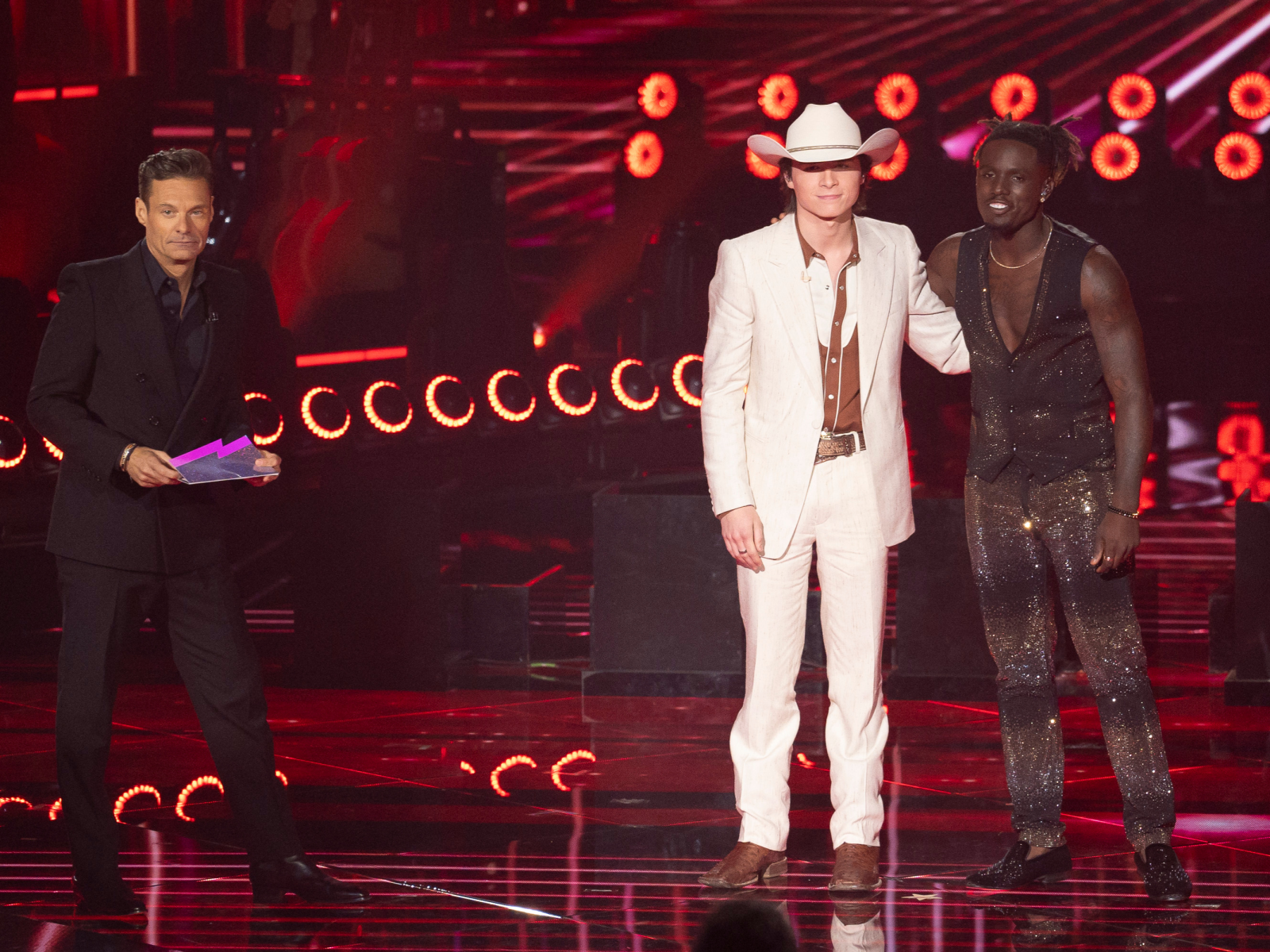 Who Won 'American Idol' 2025? Celebrities React to Winner - Newsweek