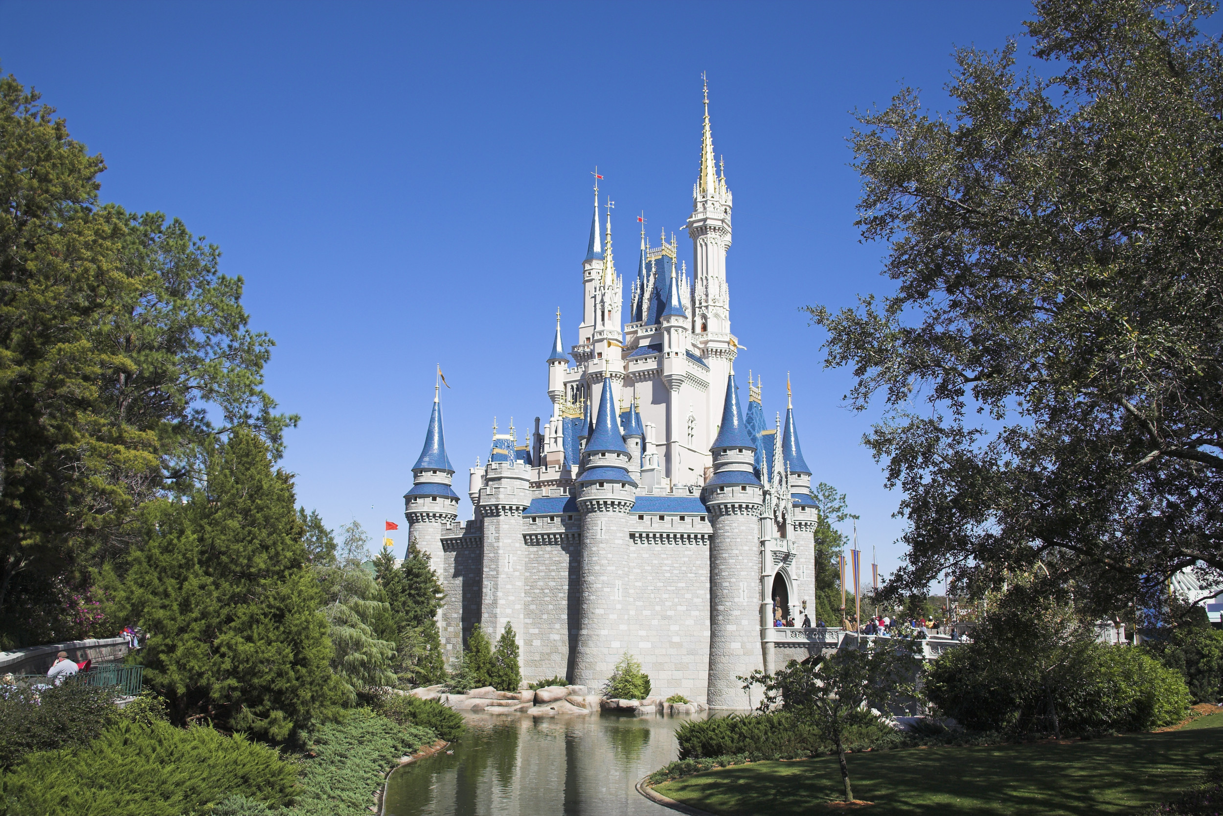 Fury as Mom Demands Coworker Gives up Vacation for Her Kids Disney Trip