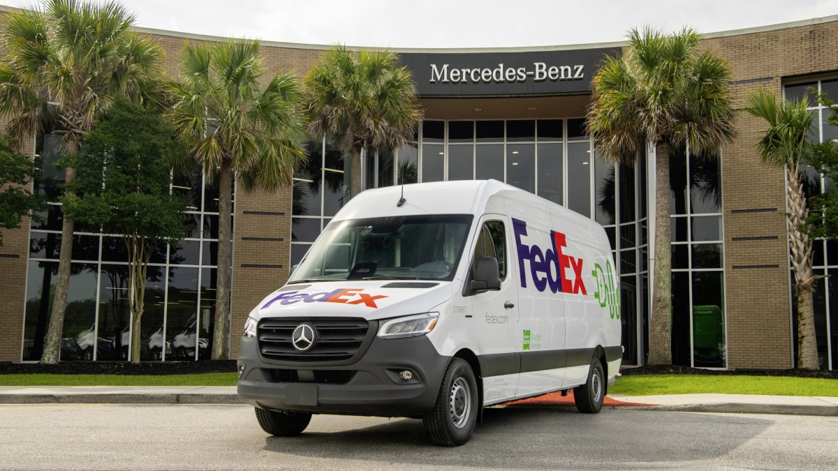 Mercedes-Benz FedEx Sprinter