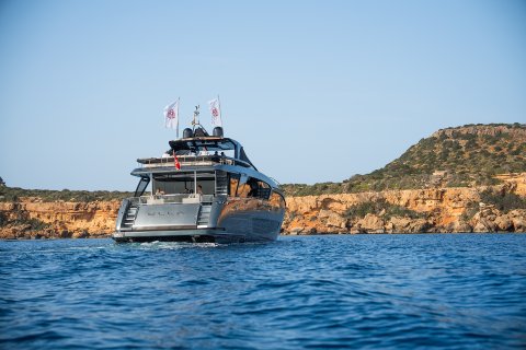 FEA01 YATKING_02_DSC7975