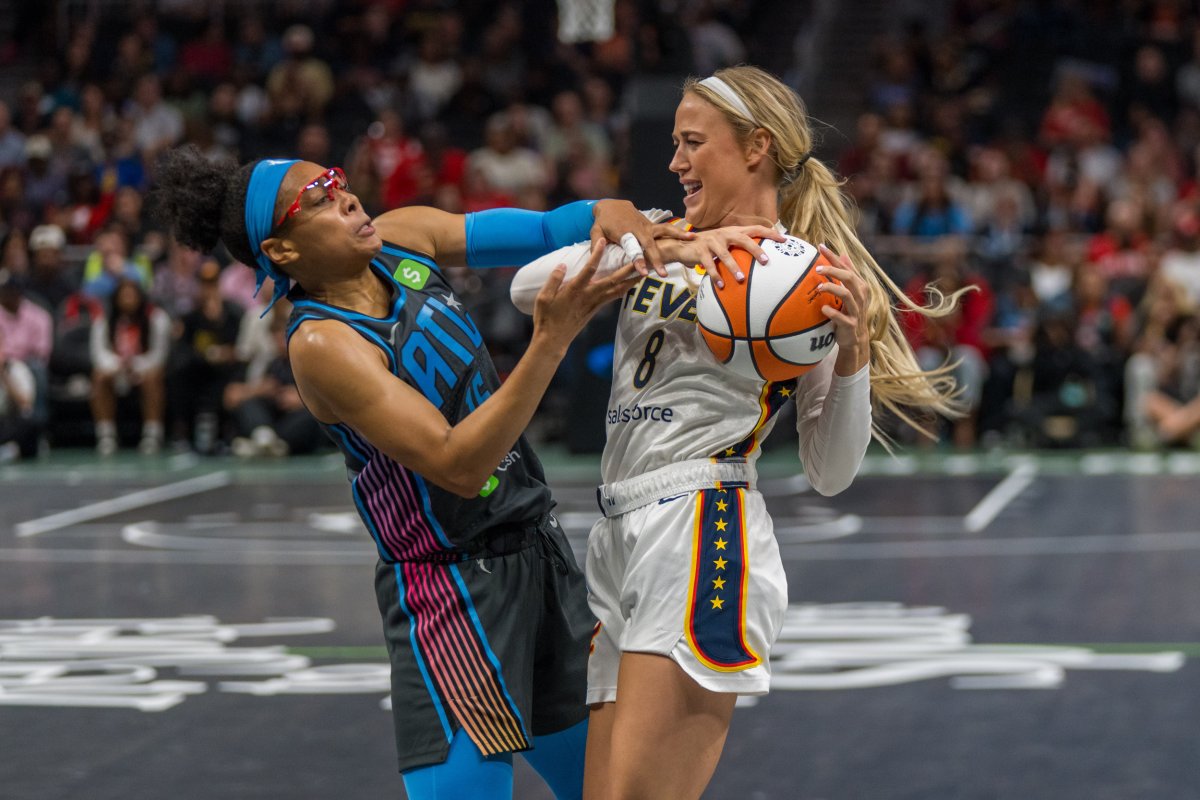 Indiana Fever Sophie Cunningham