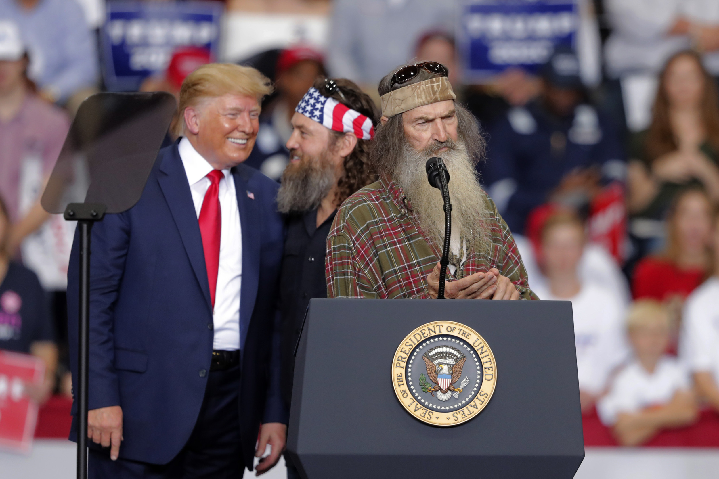 Phil Robertson's Trump speech goes viral after "Duck Dynasty" star's death