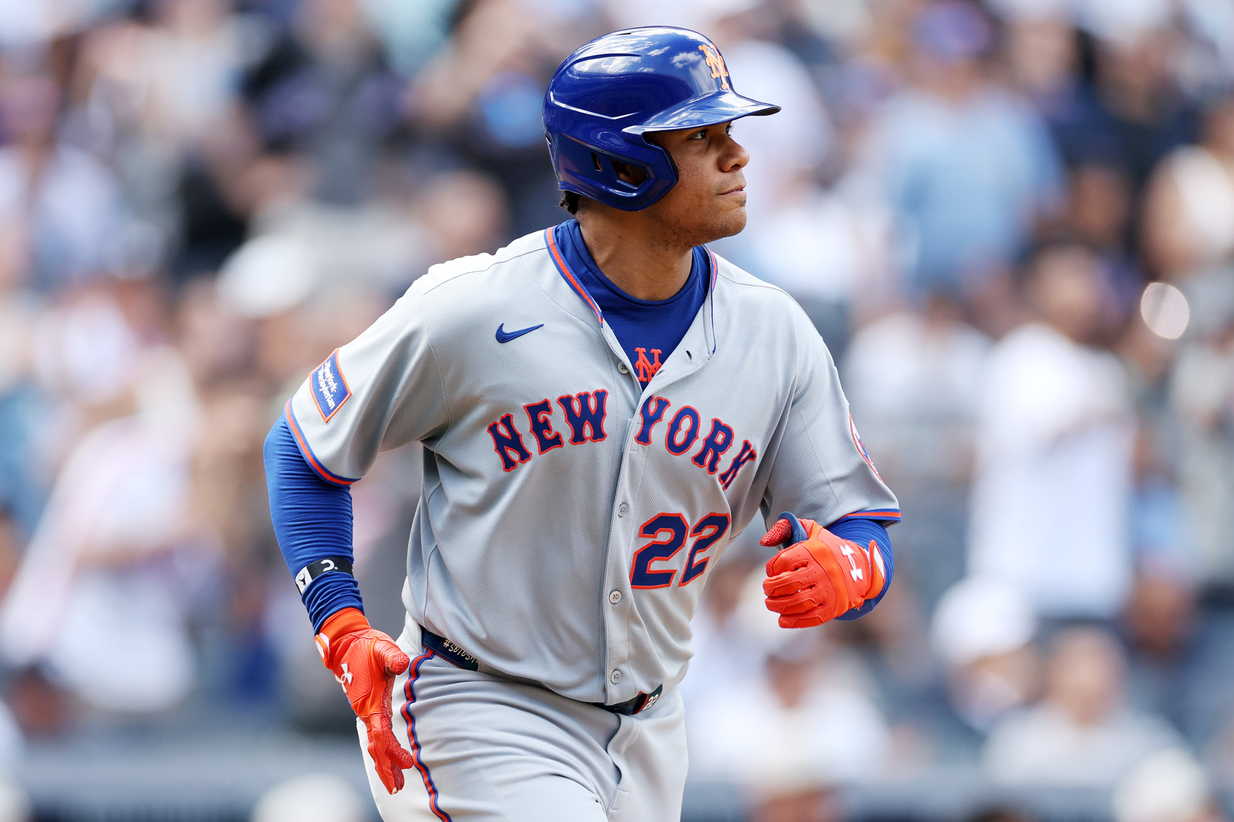 Juan Soto Signs Record $765 Million Deal with Mets, Faces Early Performance Struggles