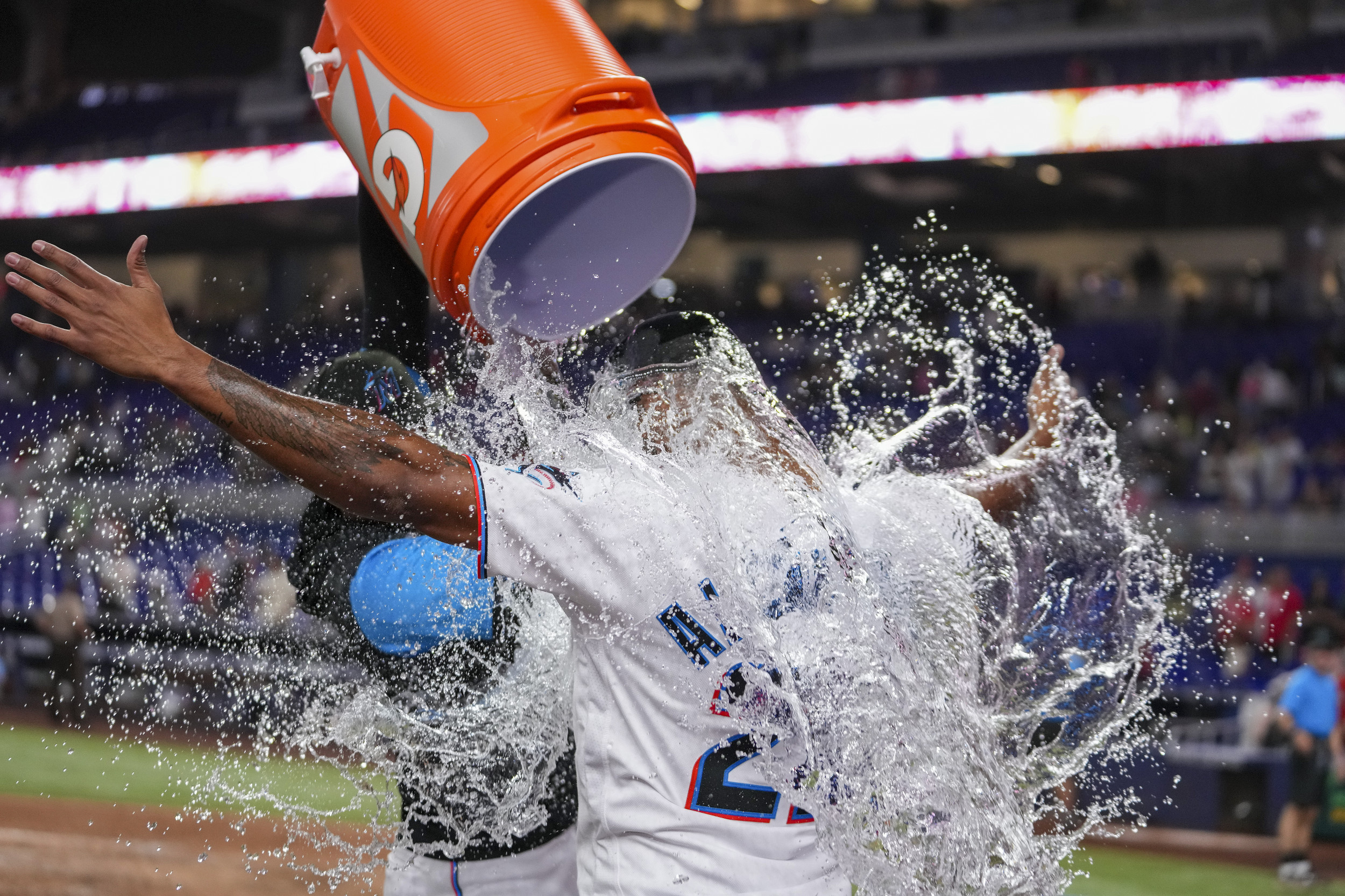 Cubs Target Pitching, Infield Help in Trade Market