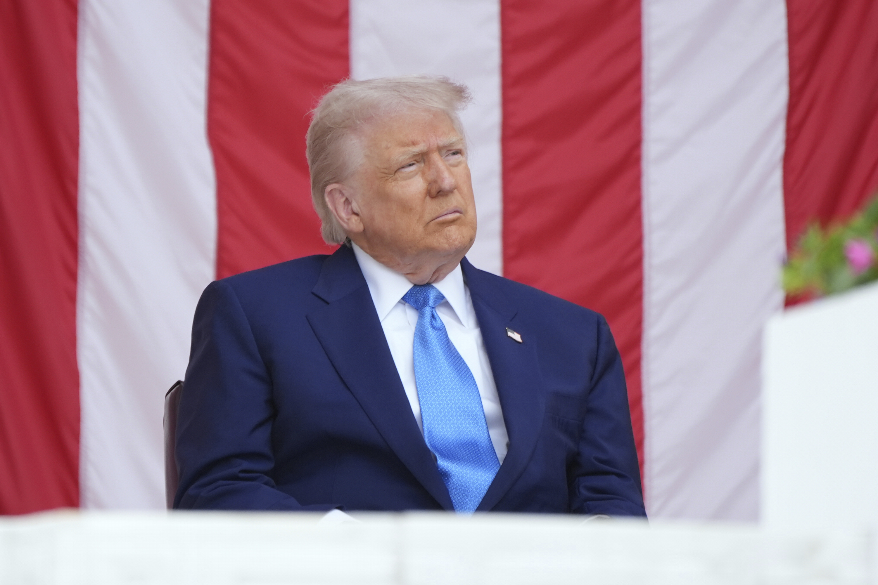 Trump Approval Rating Edges Up Amid Mixed Voter Support