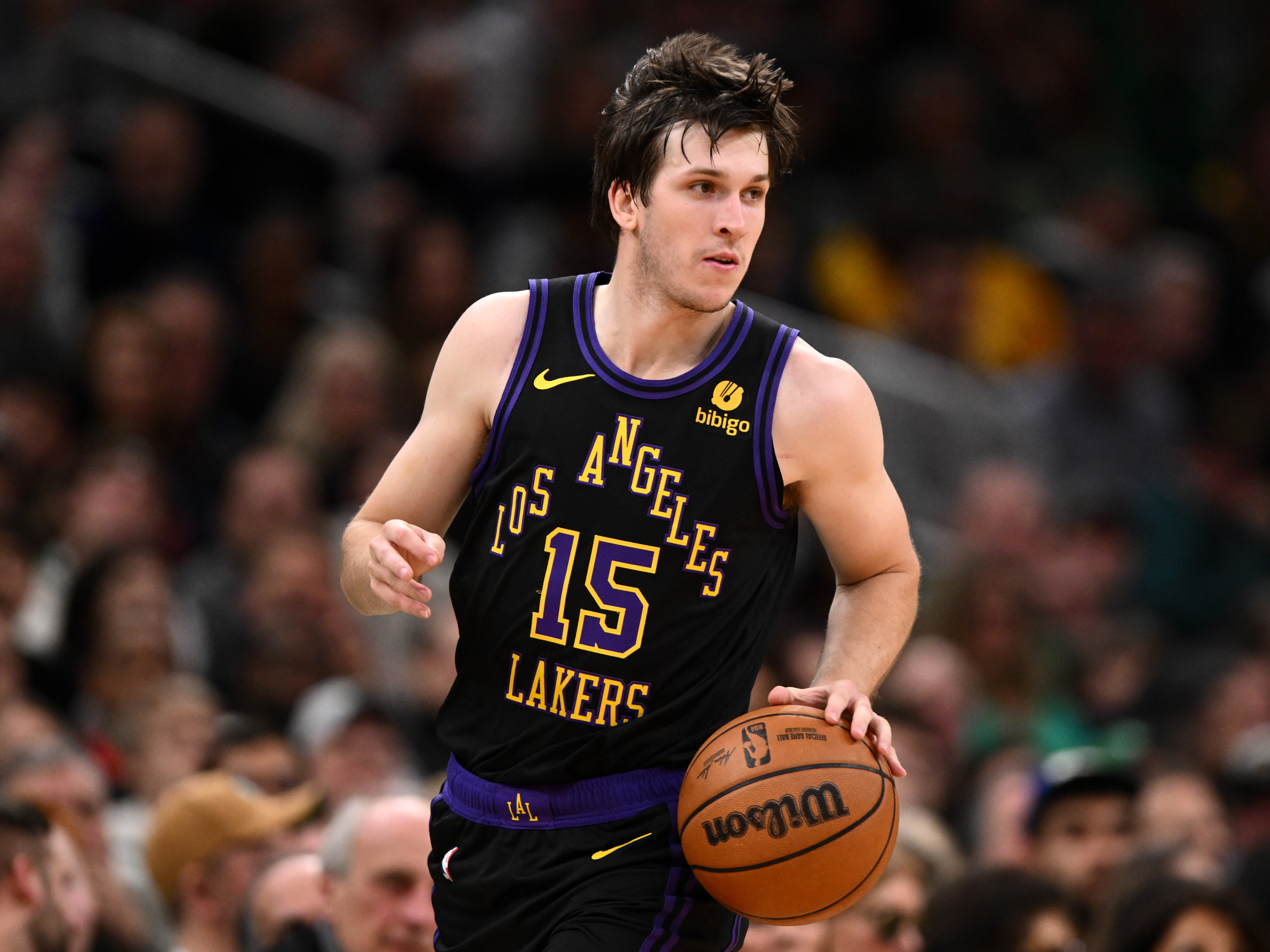 Lakers Reportedly Weigh Austin Reaves Trade Amid Center Search
