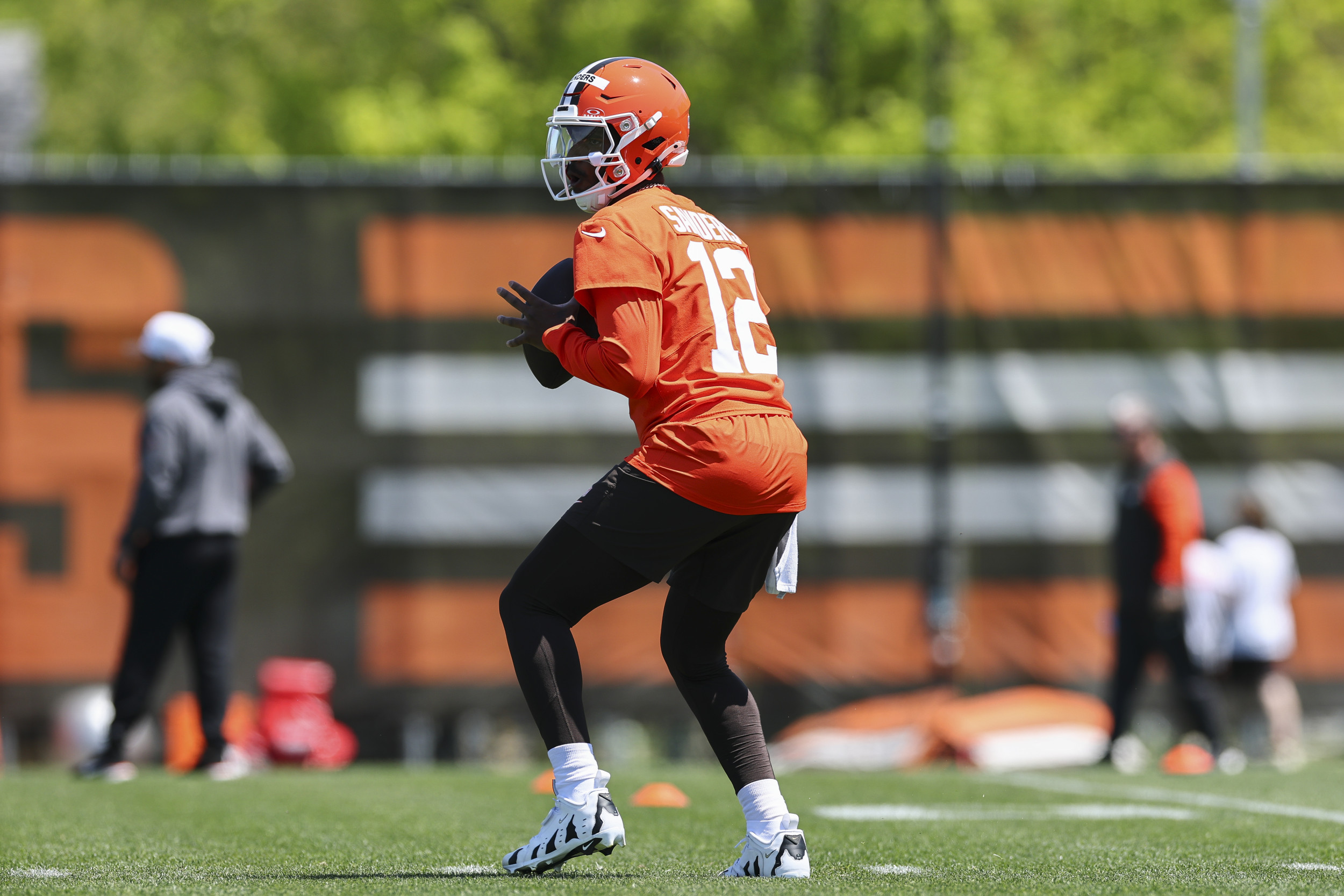 Browns Rookie QB Shedeur Sanders Leads Competitive OTAs Performance