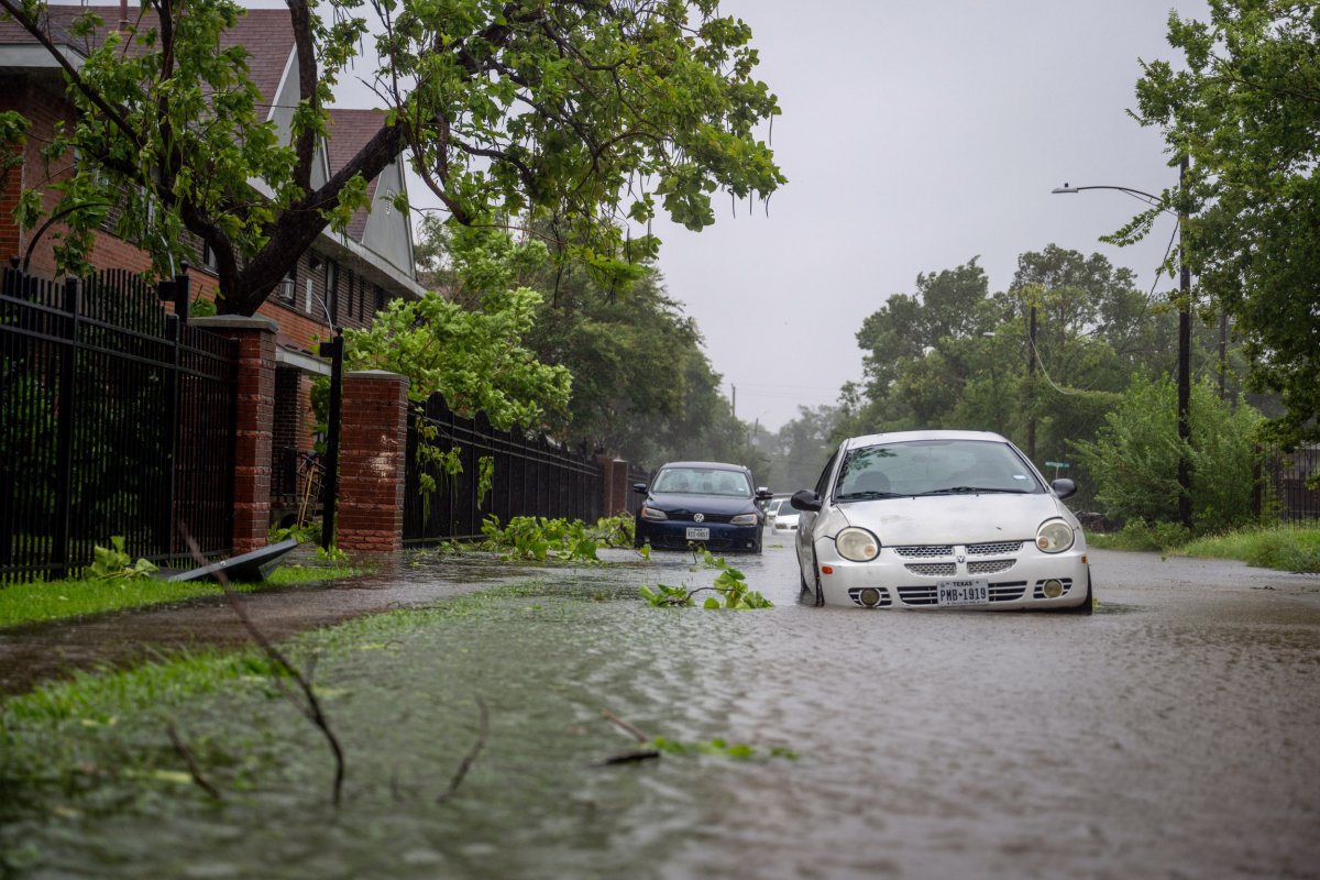 Thunderstorms flood warnings eight states