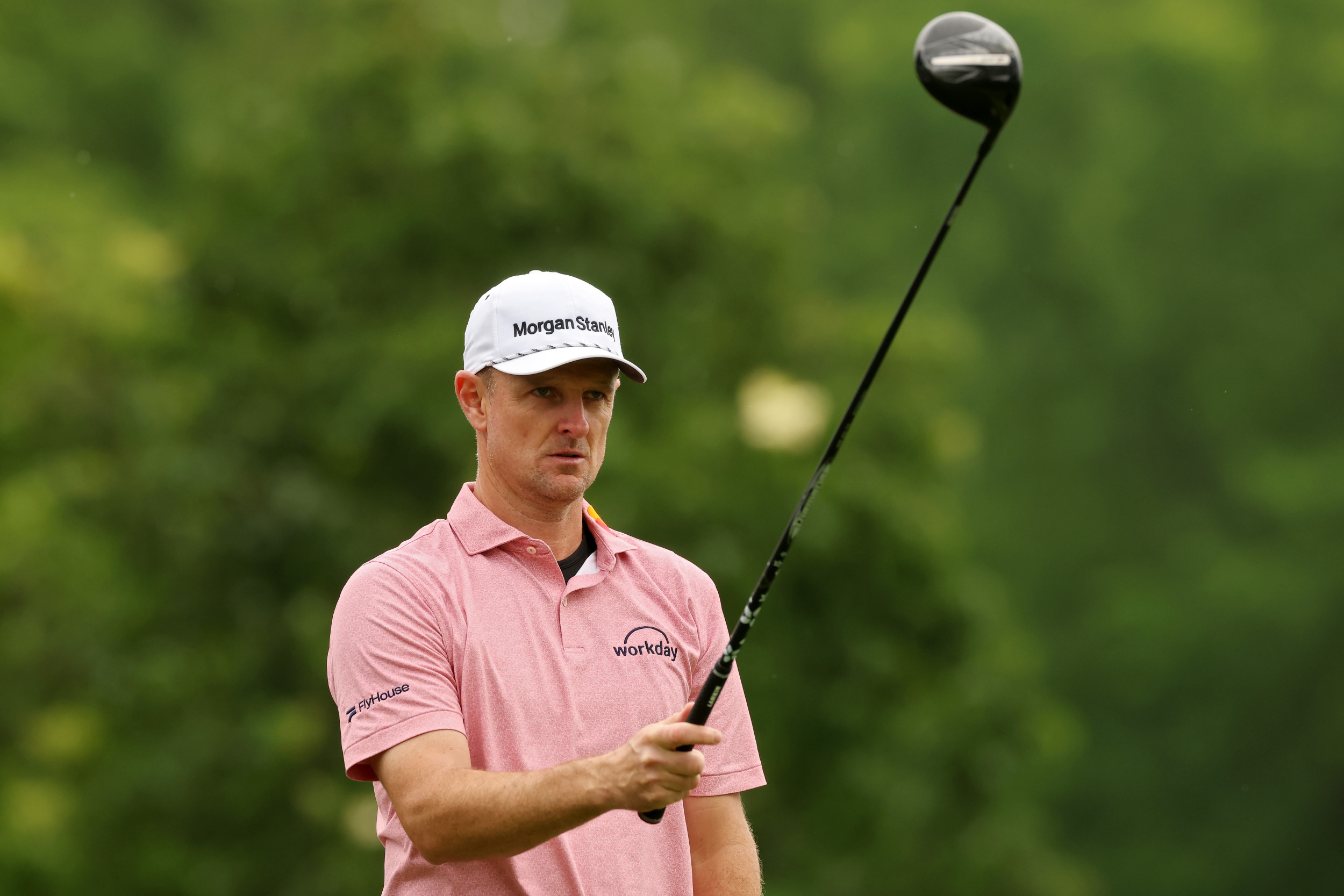 Justin Rose Defies Age, Contends at Memorial Inspired by Djokovic