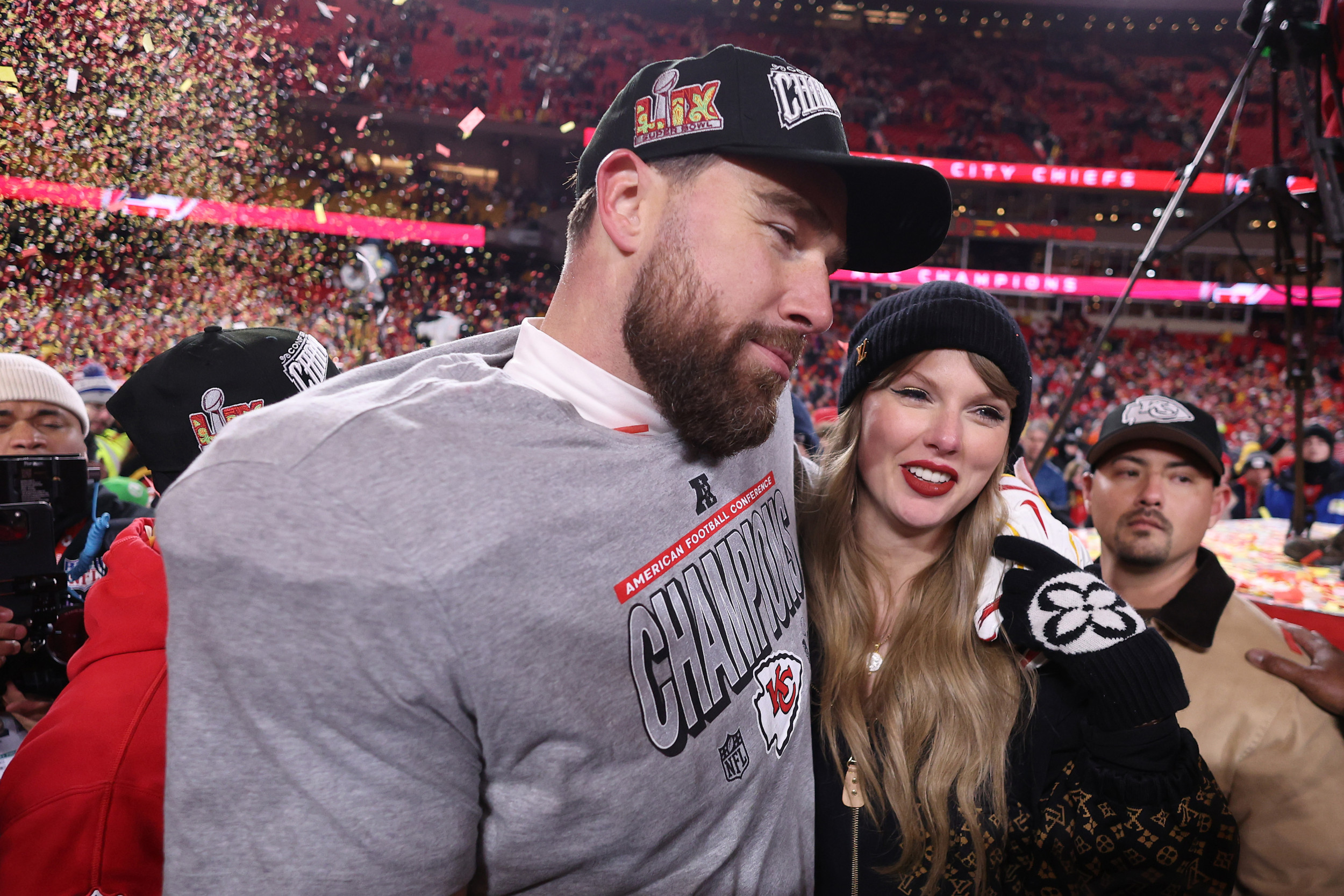 Chiefs Travis Kelce Receives Taylor Swift Themed Motivation for 2025