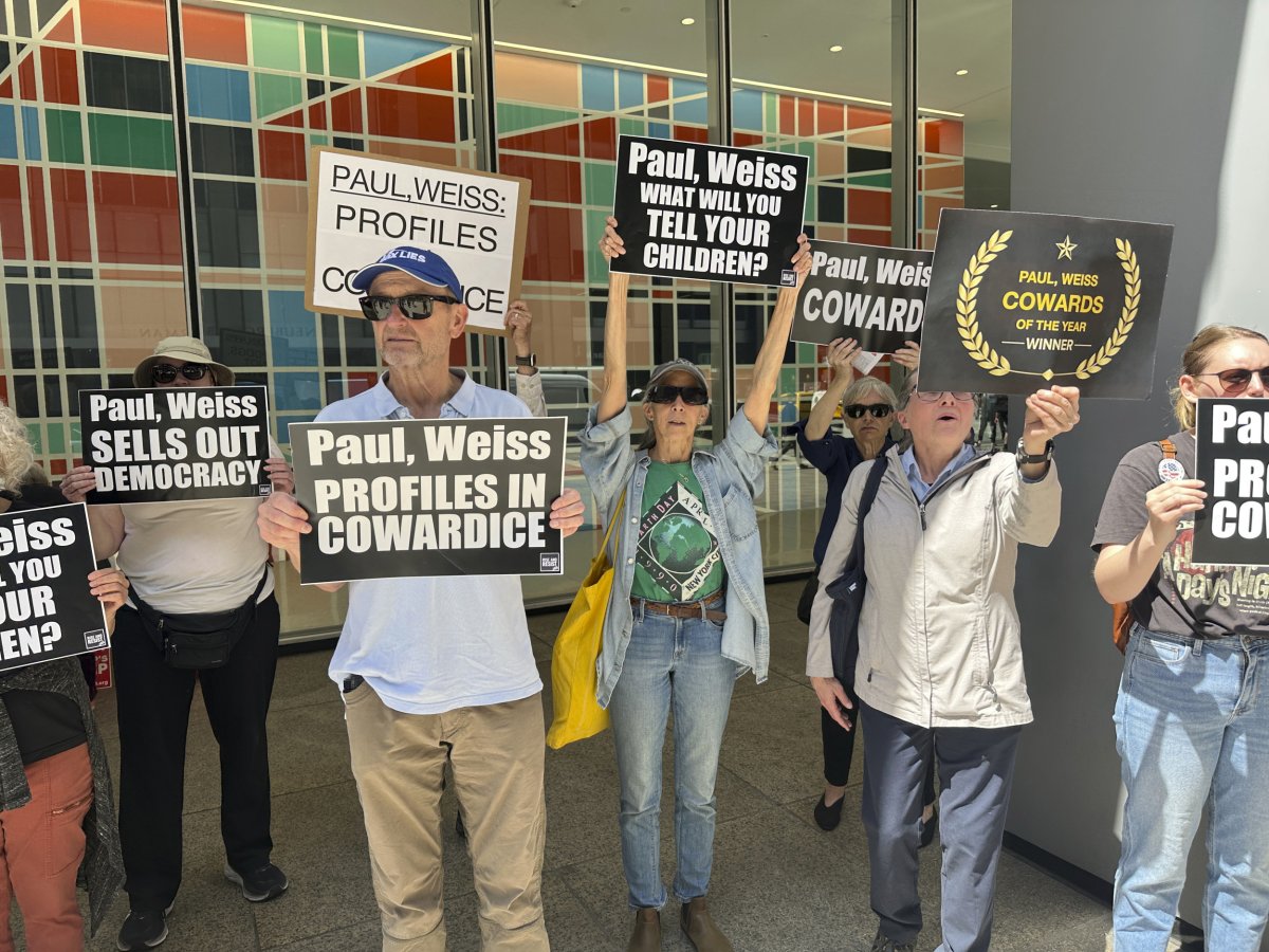 Paul Weiss protests