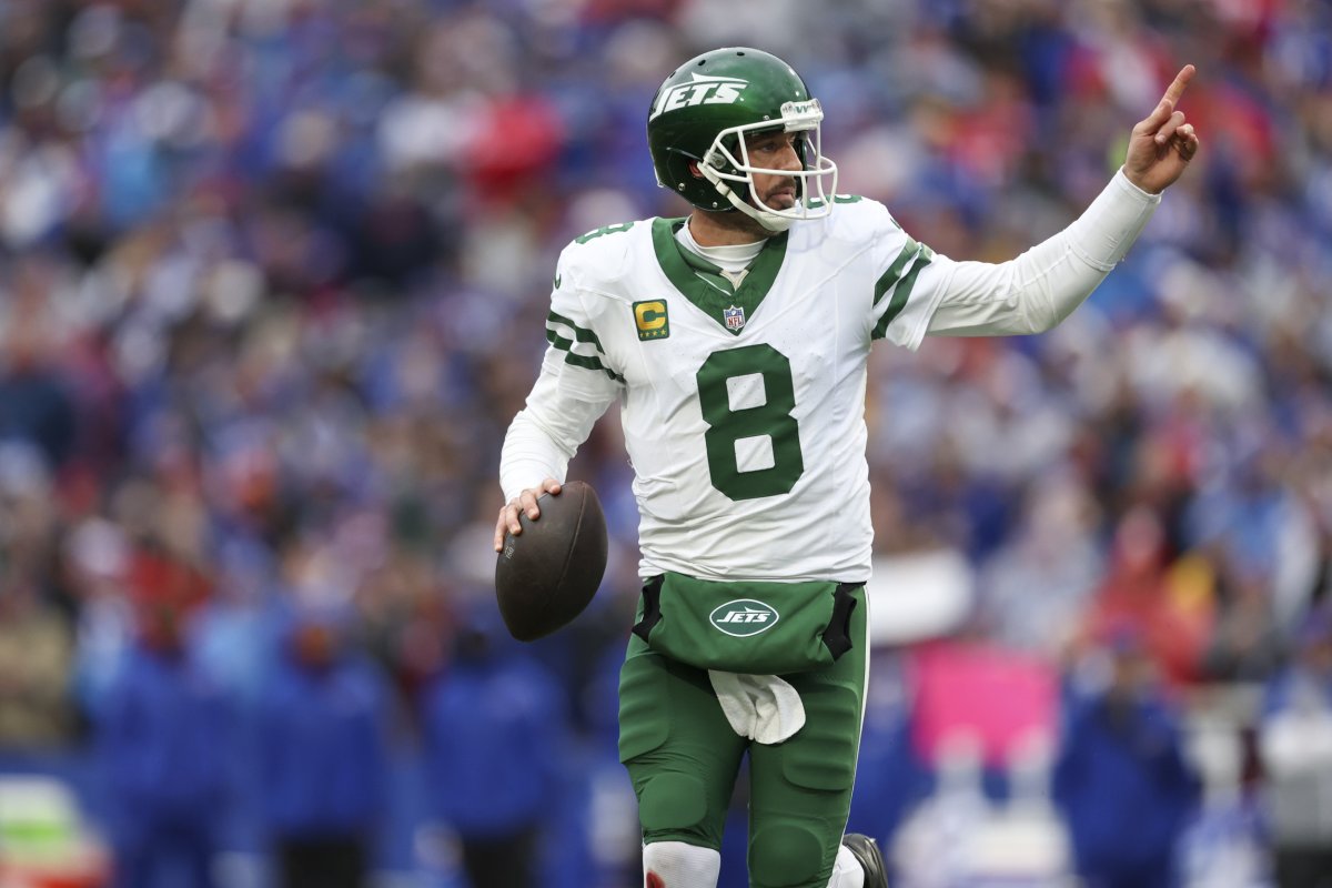 Former Steelers Coach Doesn't Hold Back About Aaron Rodgers - Newsweek