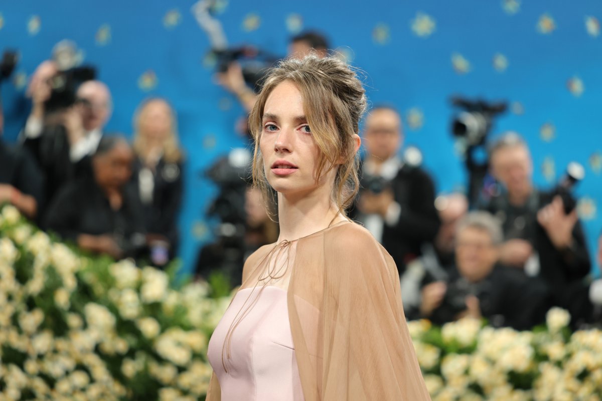 Maya Hawke