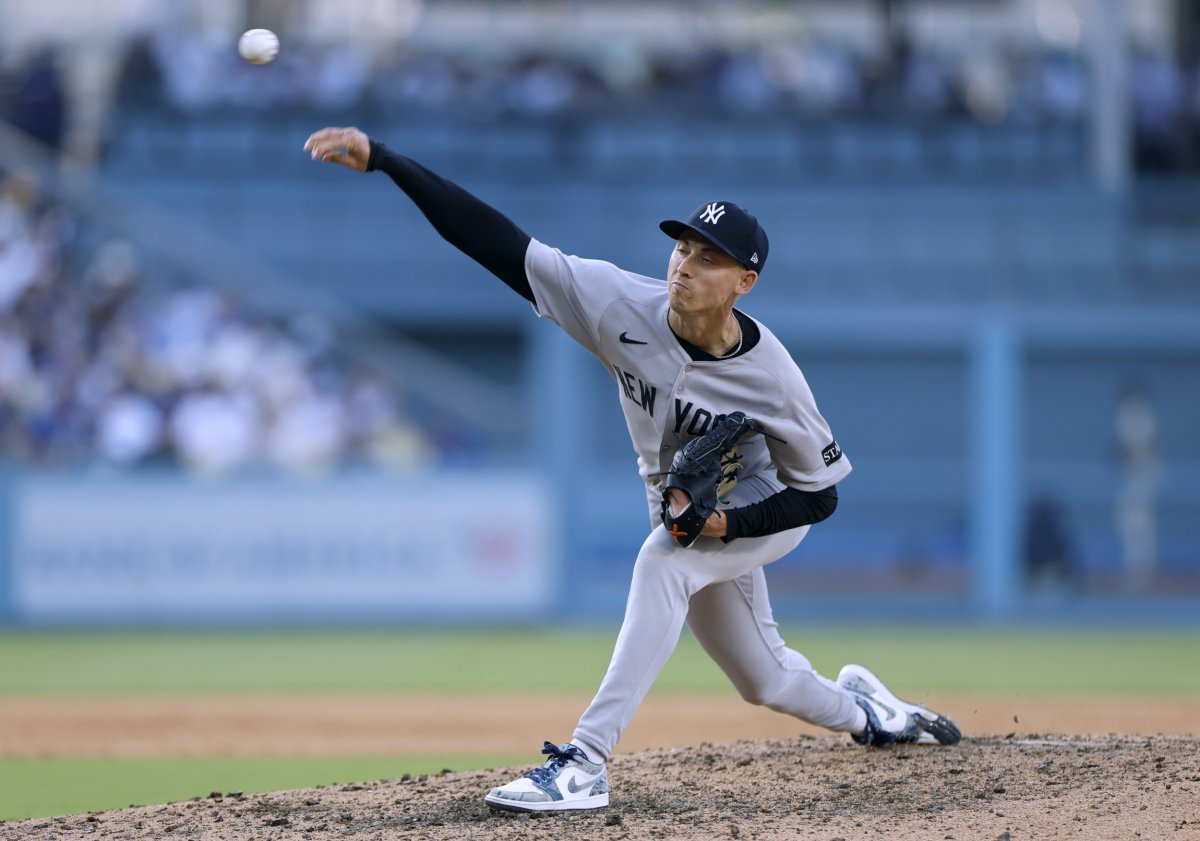 New York Yankees relief pitcher Luke Weaver