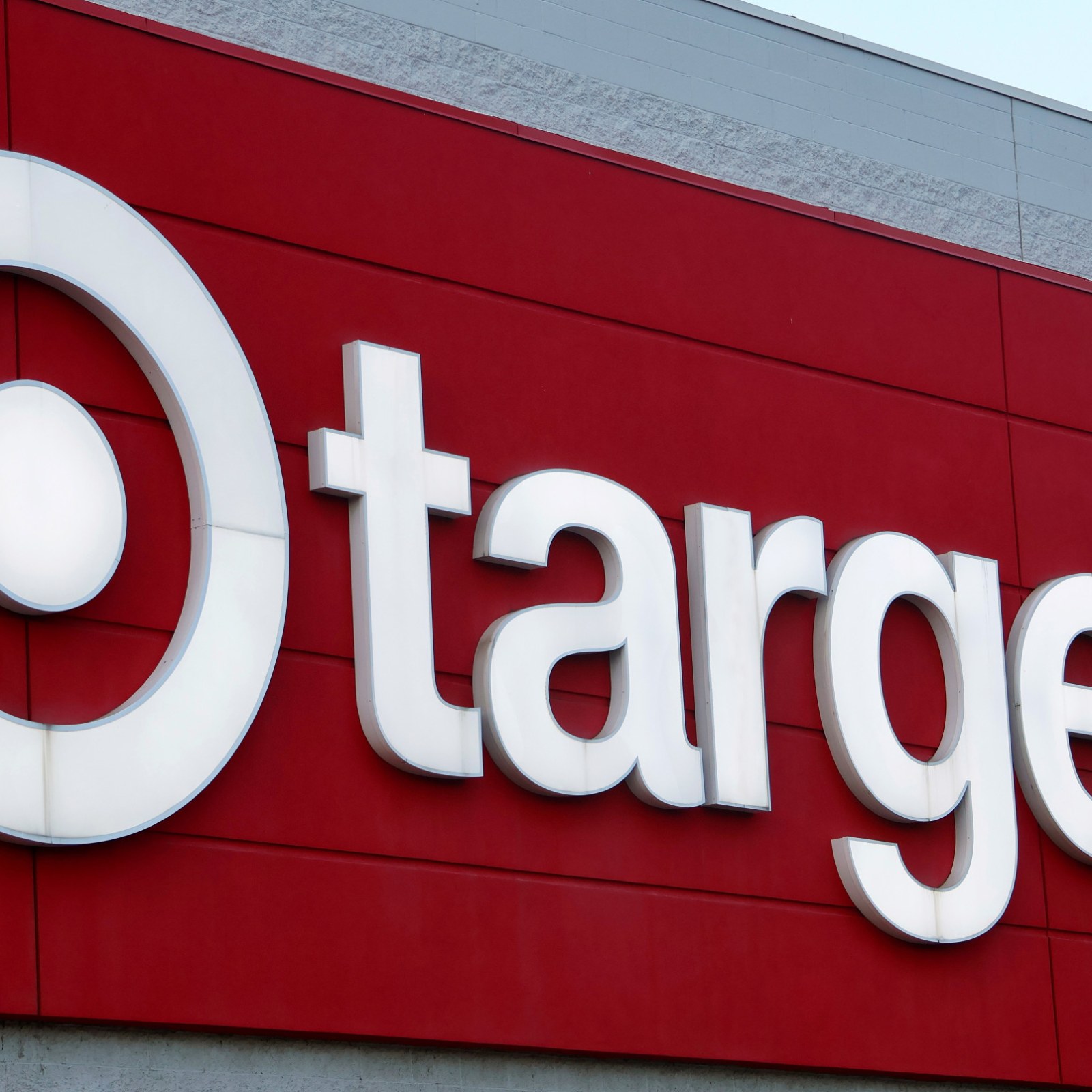 Target Bygon Target Us Logo